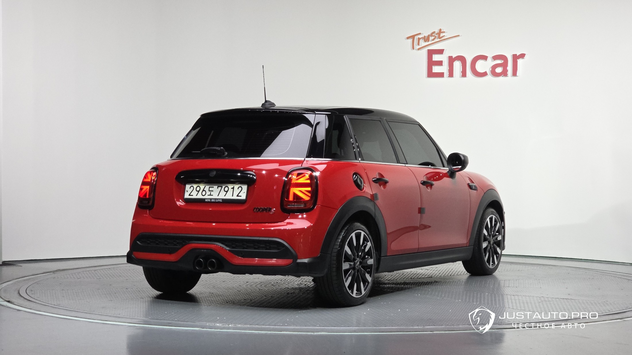 Автомобиль Mini Cooper