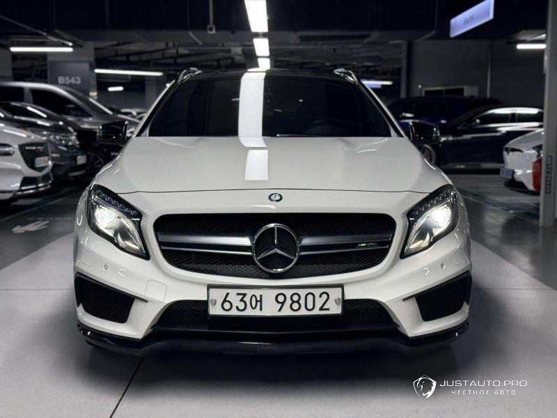 Автомобиль Mercedes-Benz GLA-Class