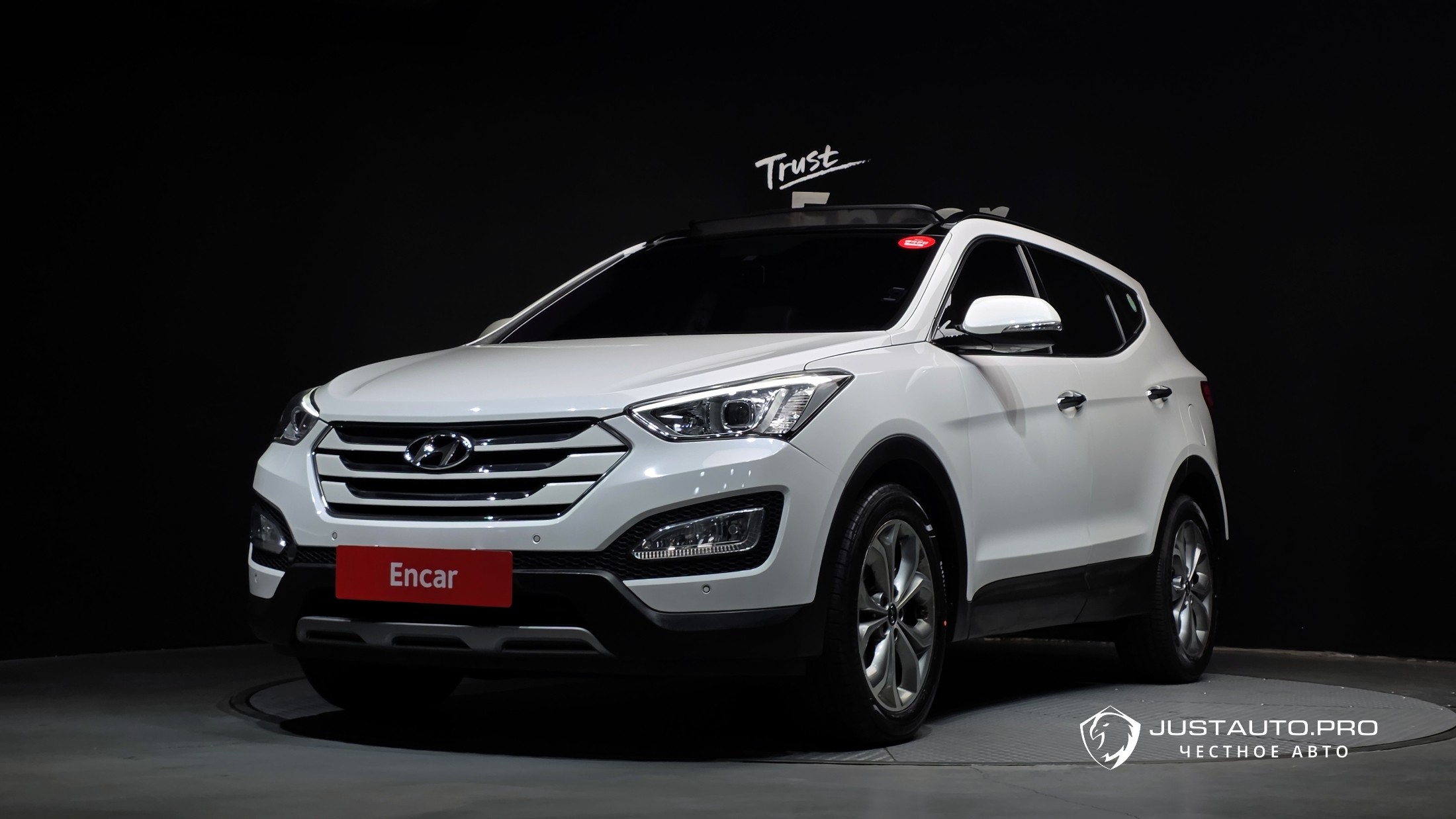 Автомобиль Hyundai Santafe
