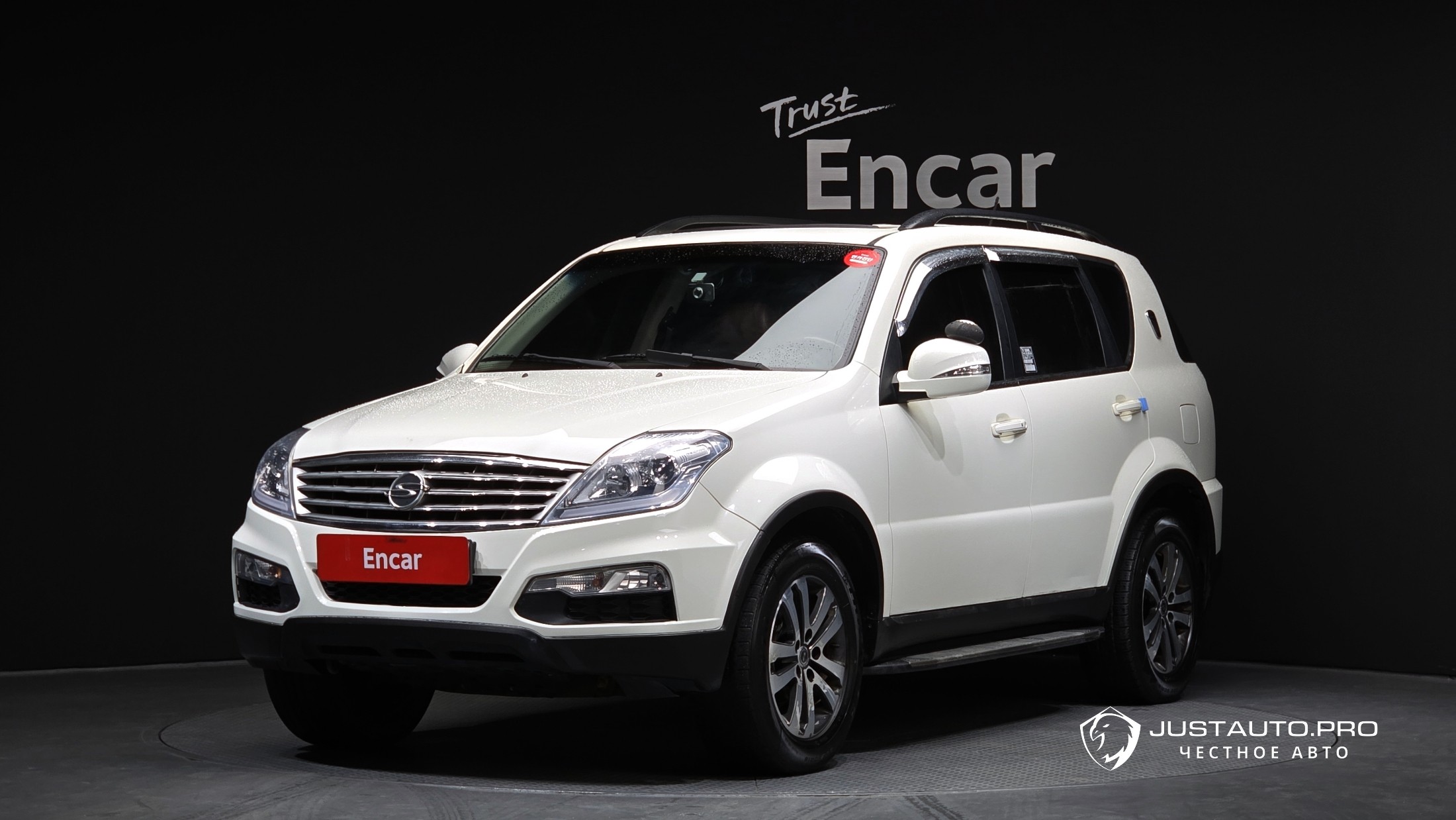 Автомобиль KG_Mobility_Ssangyong Rexton
