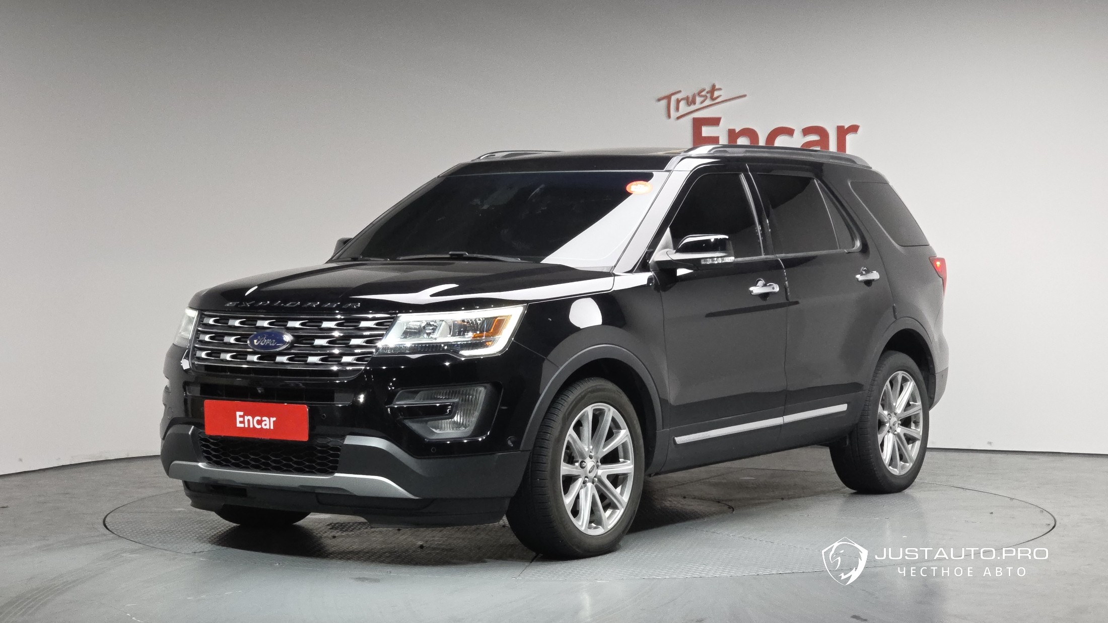 Автомобиль Ford Explorer