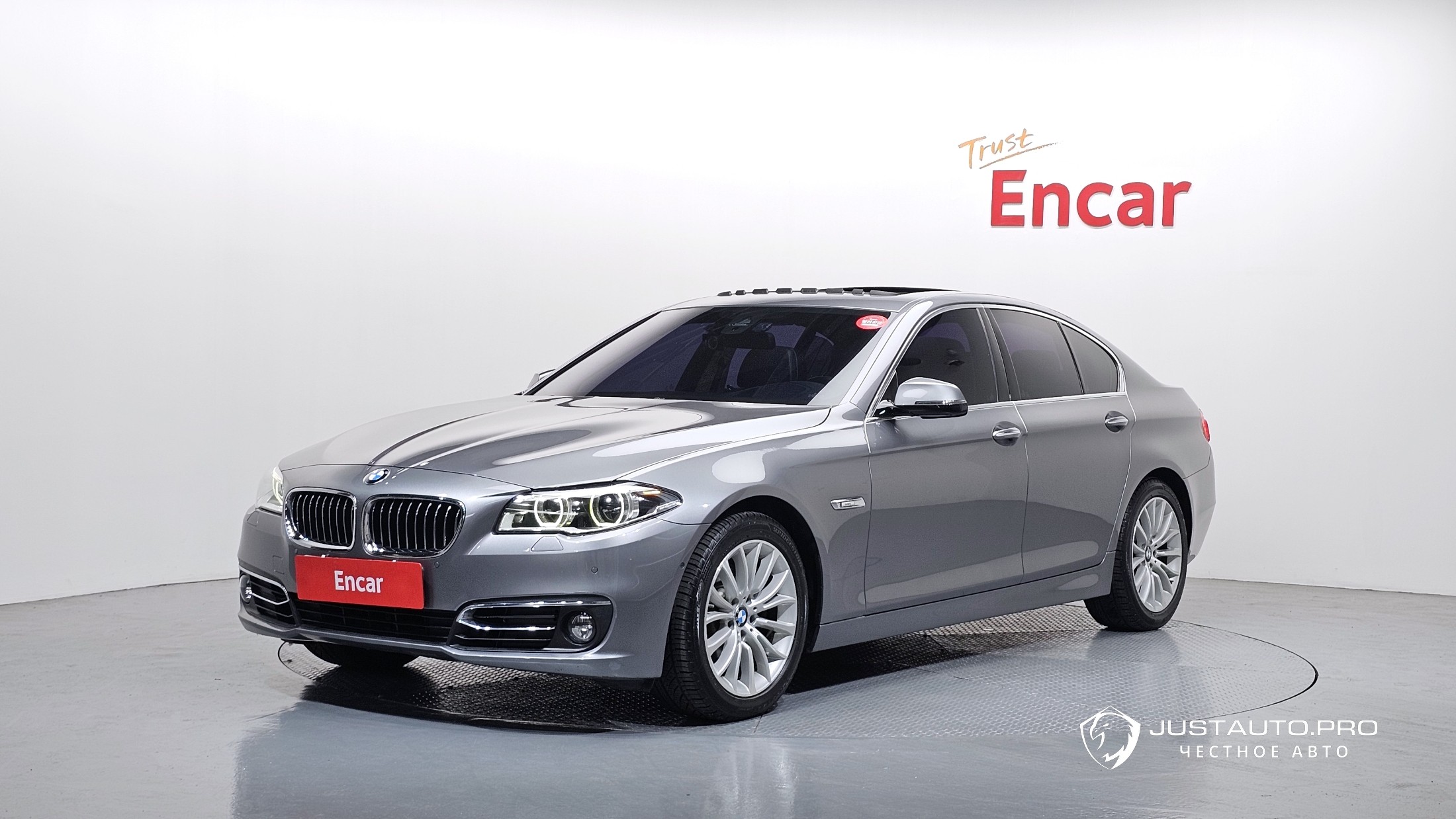 Автомобиль BMW 5-Series