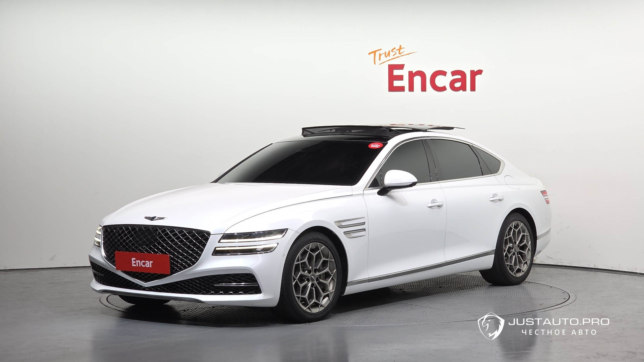 Автомобиль Genesis G80
