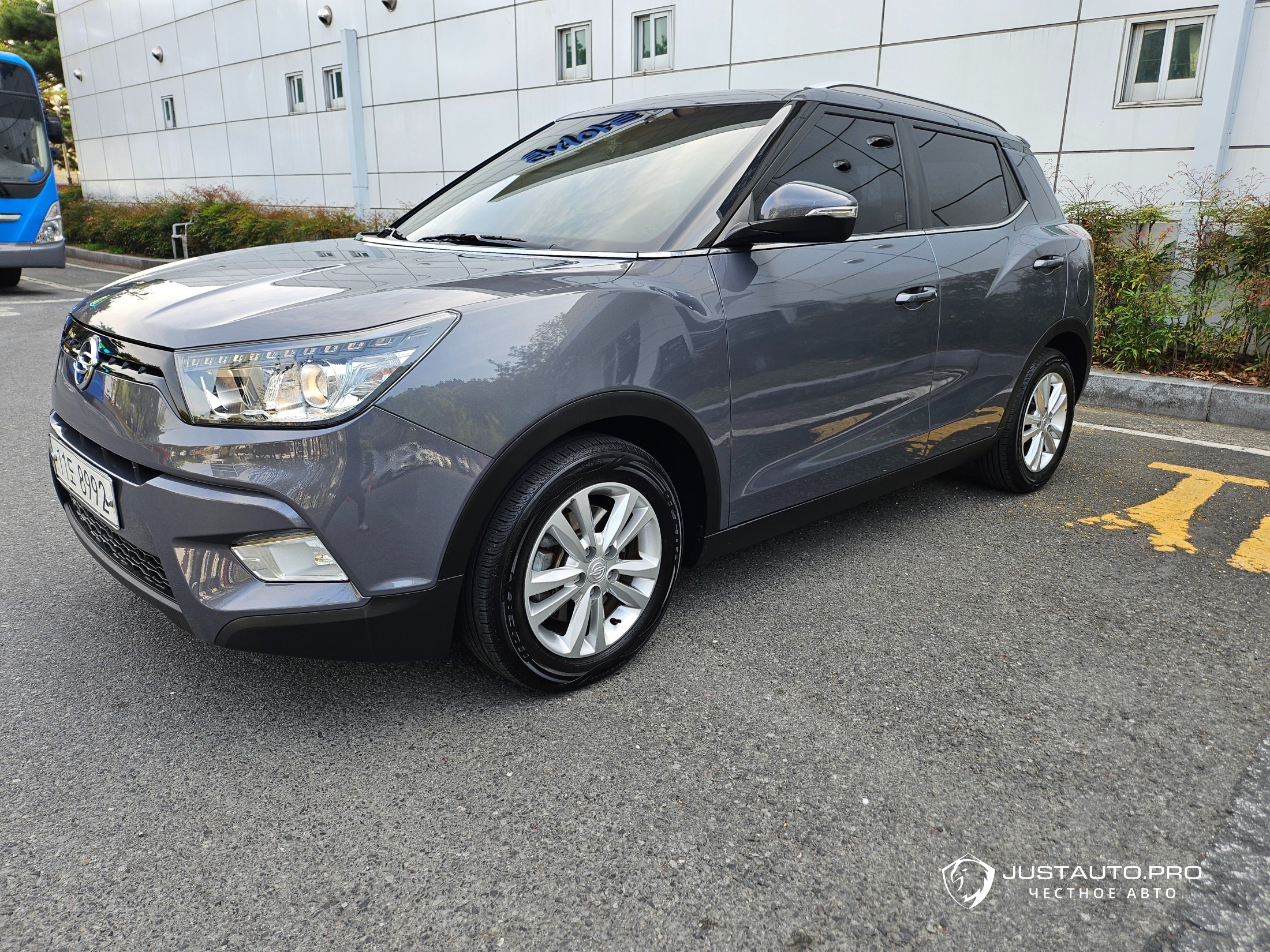Автомобиль KG_Mobility_Ssangyong TIBOLI