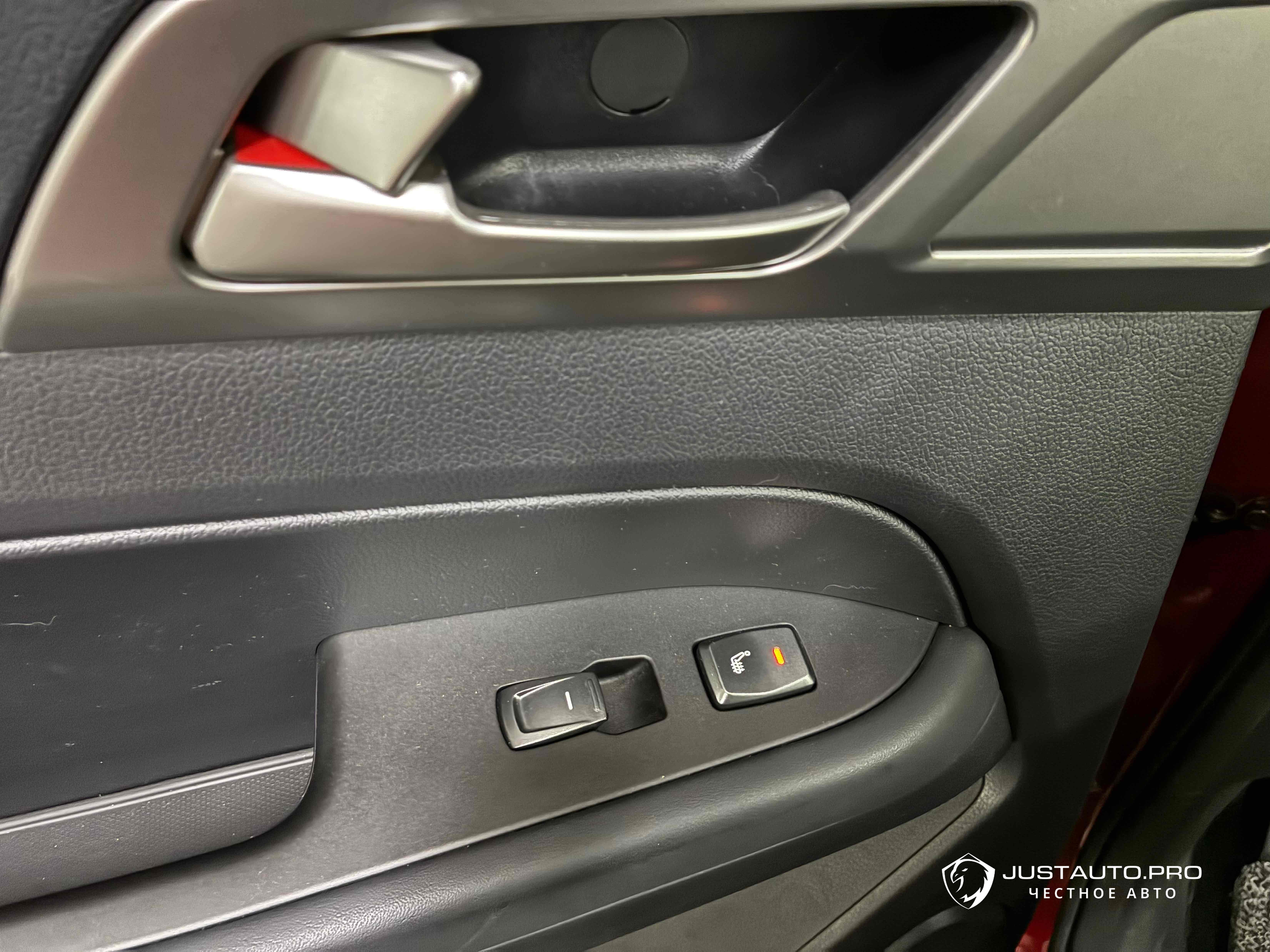 Автомобиль KG_Mobility_Ssangyong Rexton