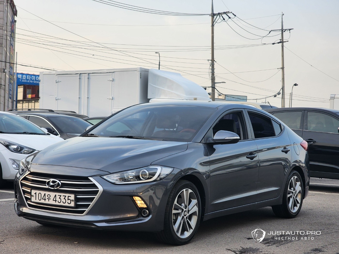 Автомобиль Hyundai AVANTE
