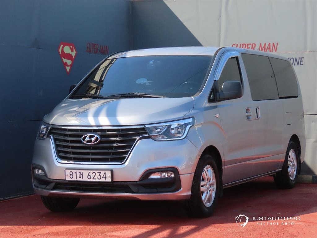 Автомобиль Hyundai Starex
