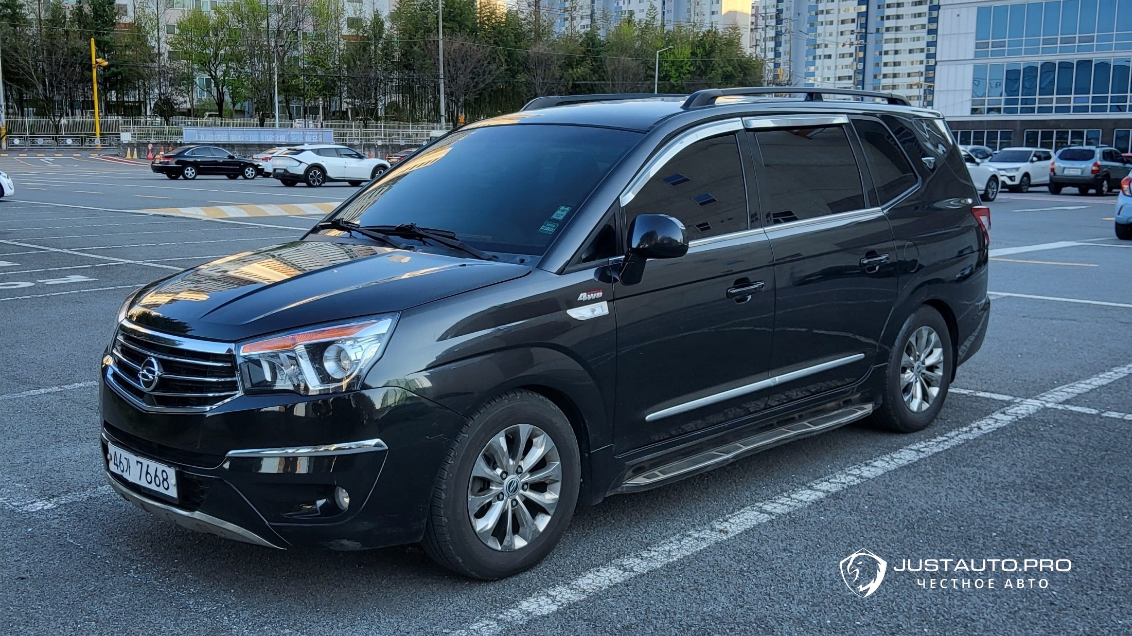 Автомобиль KG_Mobility_Ssangyong KORANDO