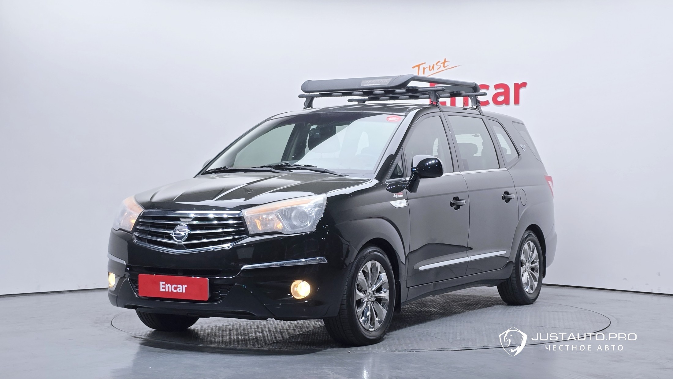Автомобиль KG_Mobility_Ssangyong KORANDO