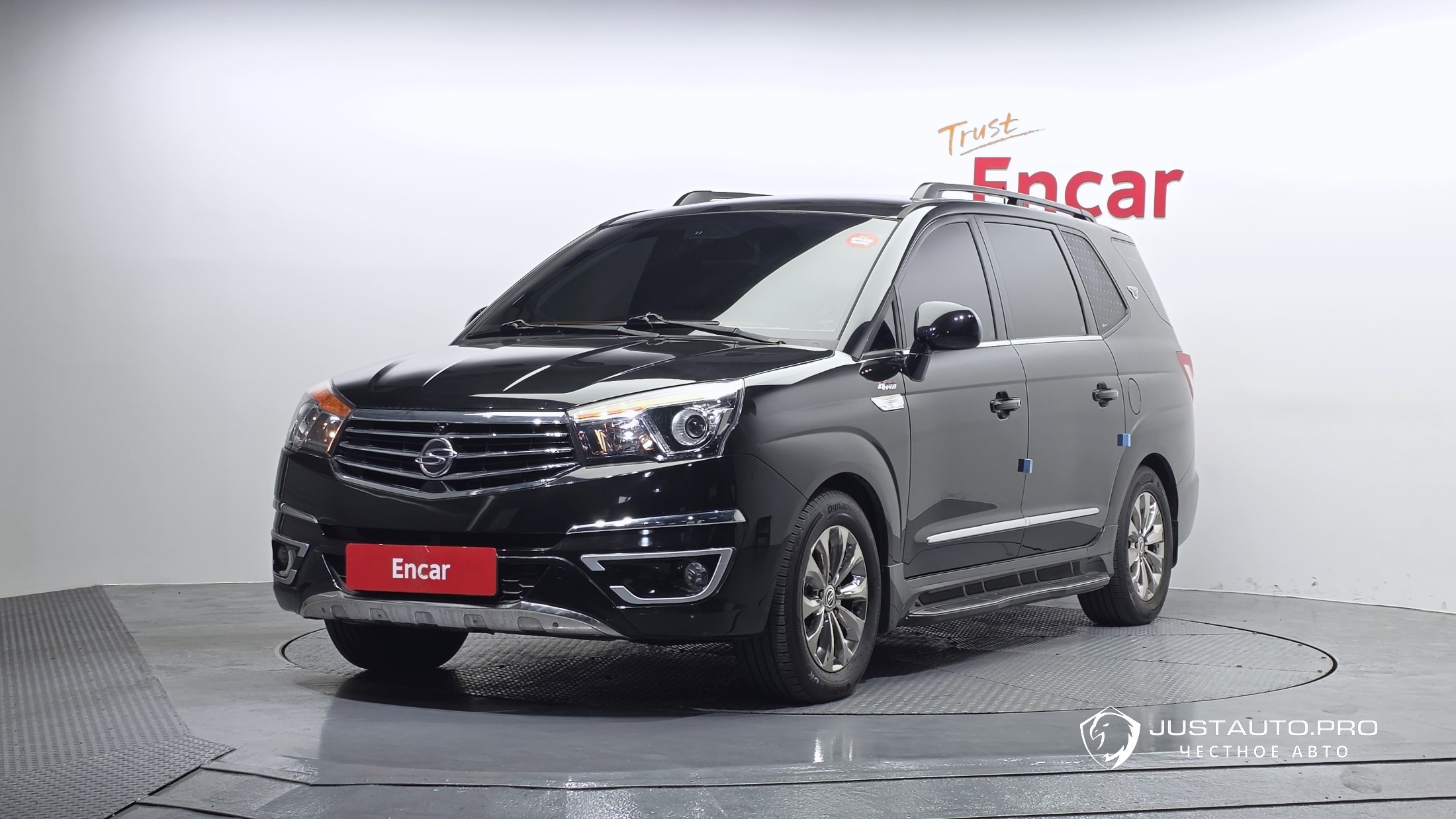 Автомобиль KG_Mobility_Ssangyong KORANDO