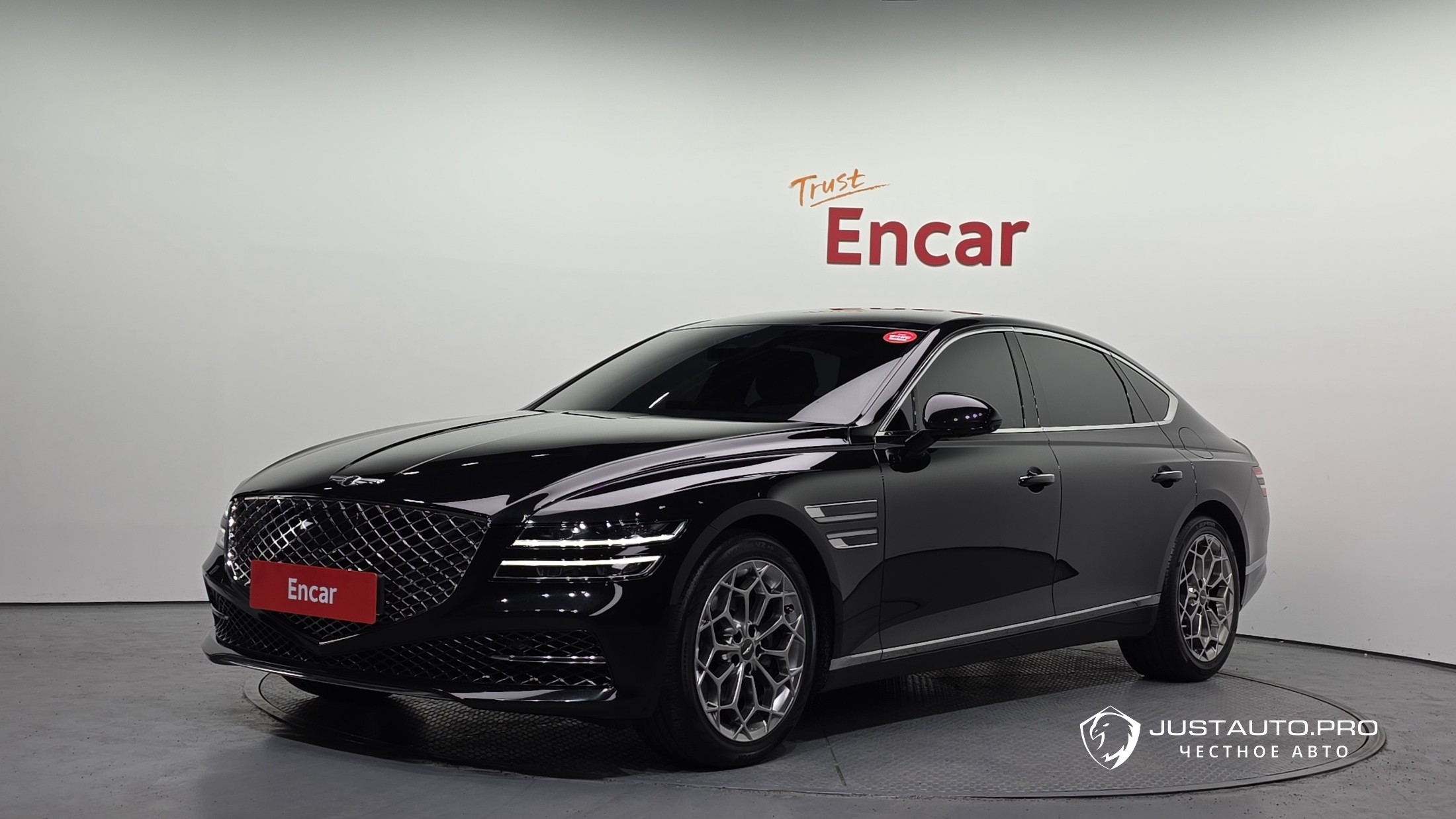 Автомобиль Genesis G80