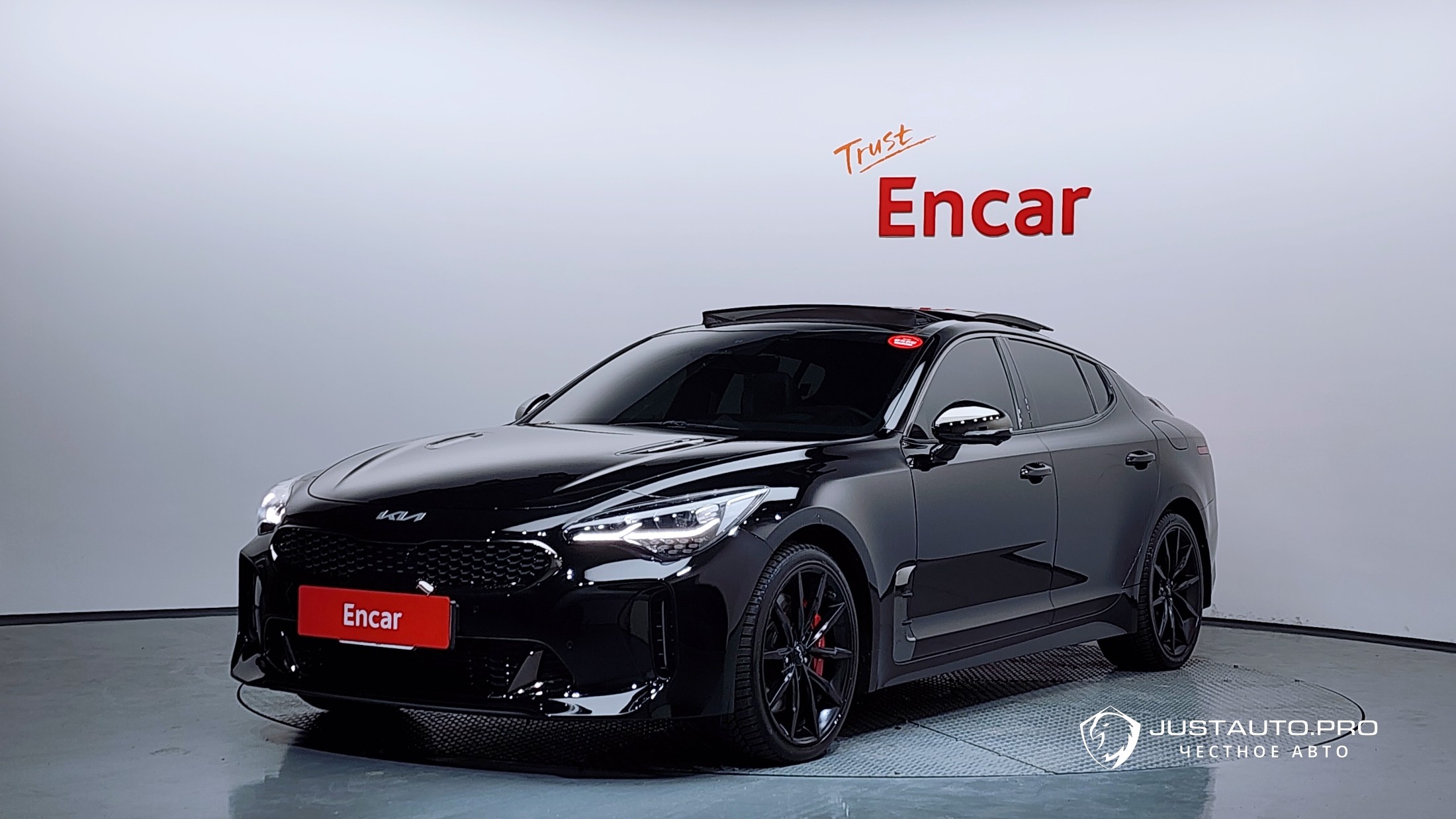 Автомобиль Kia Stinger