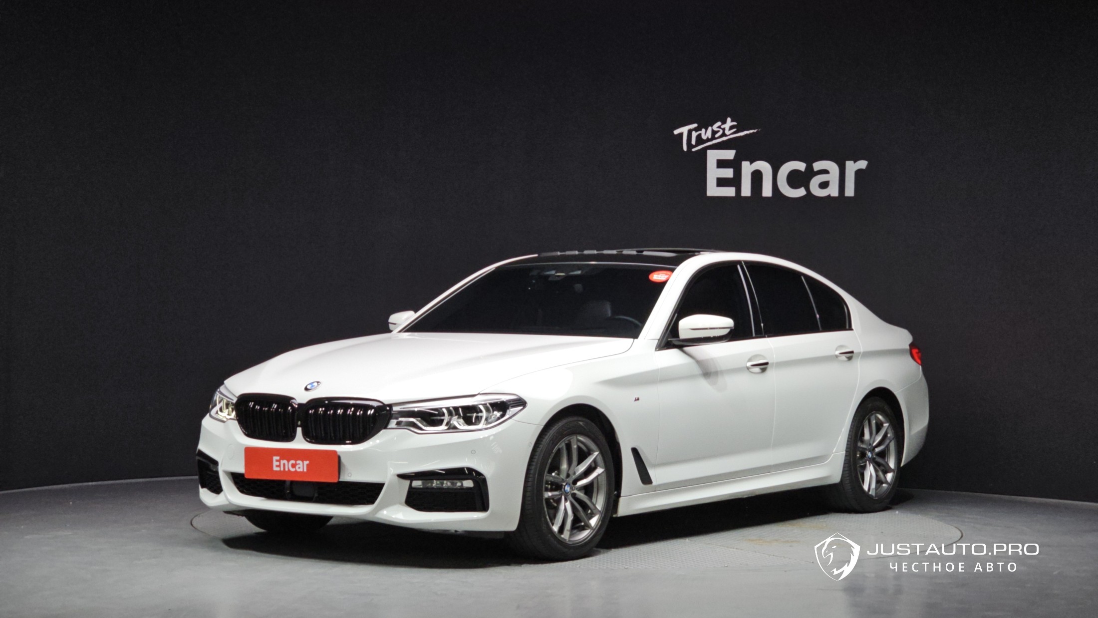 Автомобиль BMW 5-Series