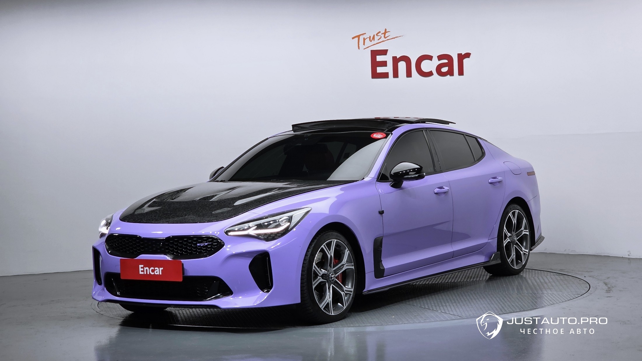 Автомобиль Kia Stinger