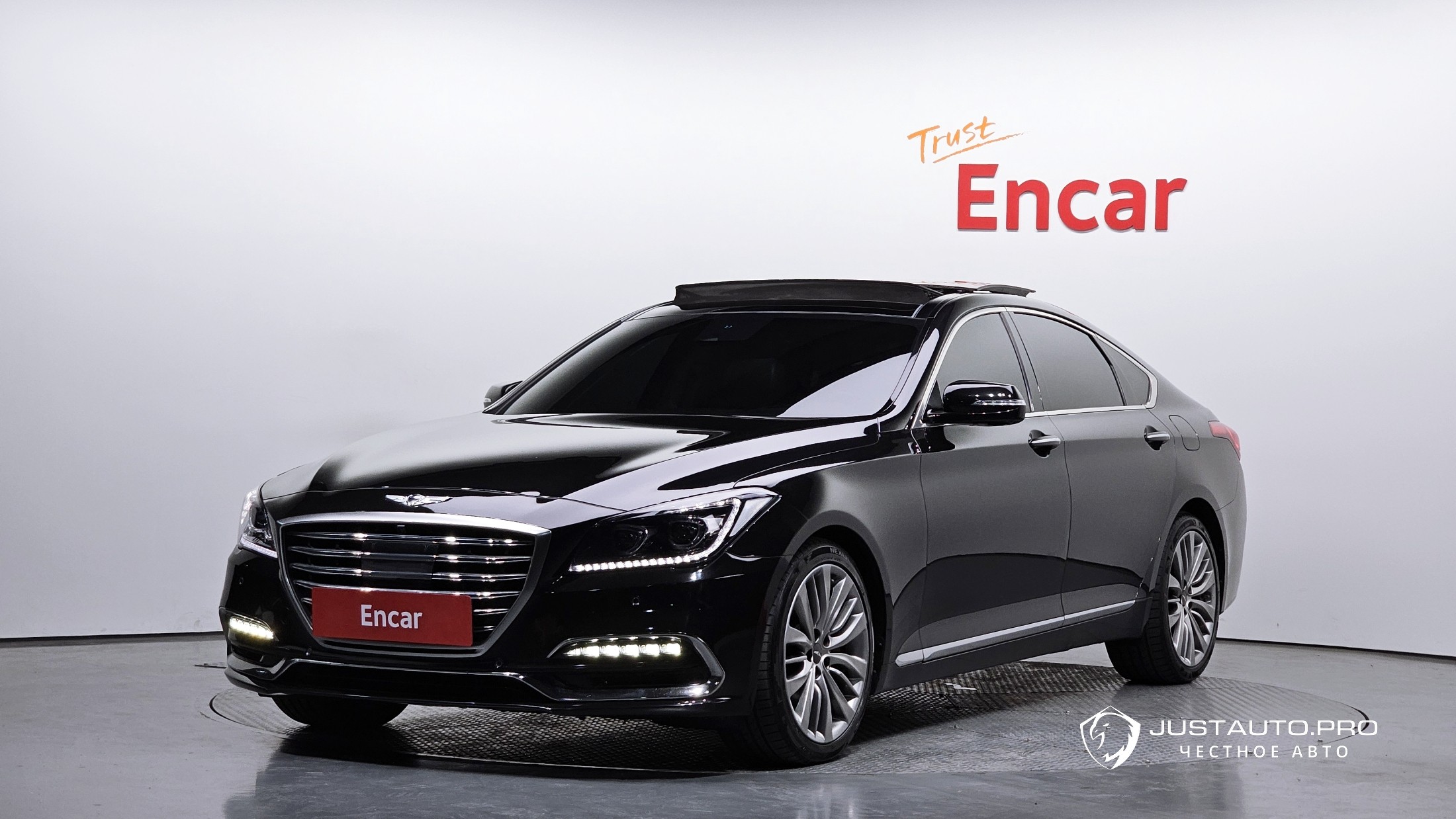 Автомобиль Genesis G80