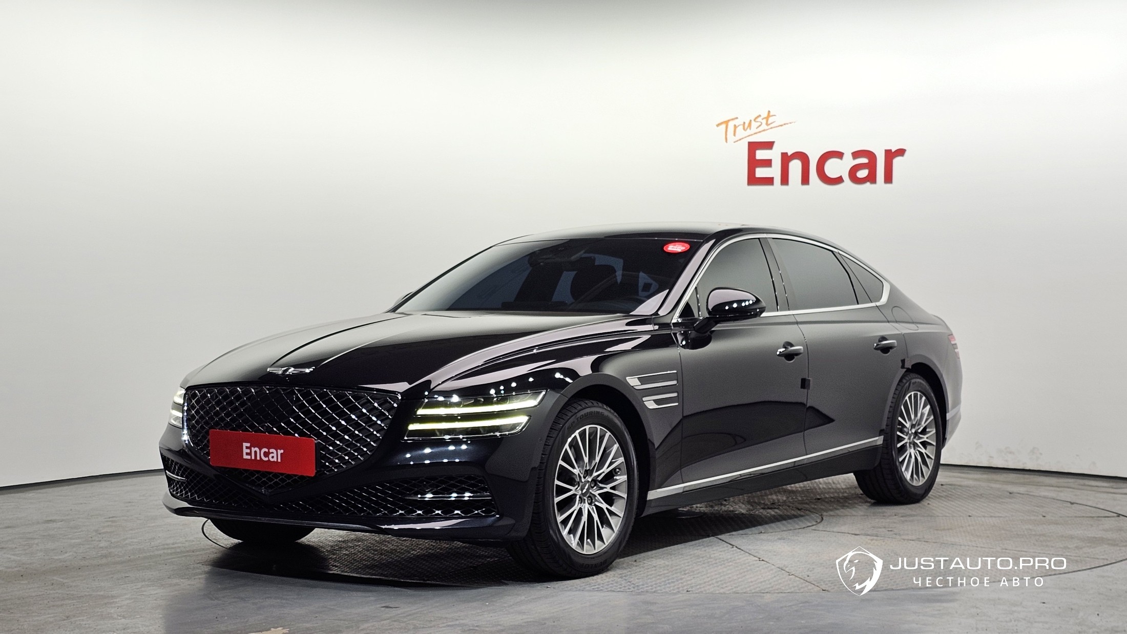 Автомобиль Genesis G80