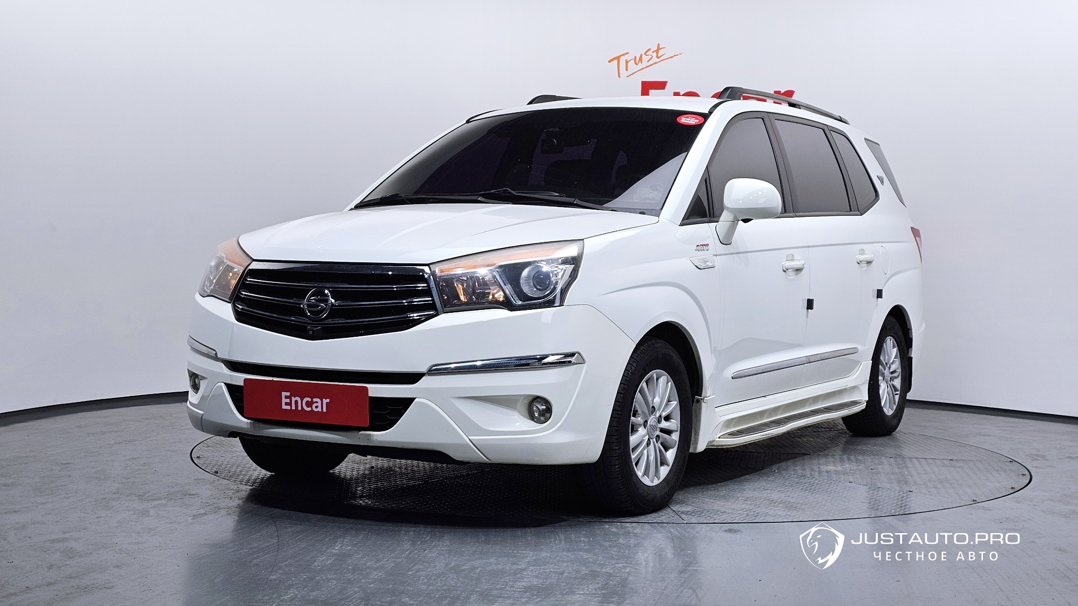Автомобиль KG_Mobility_Ssangyong KORANDO