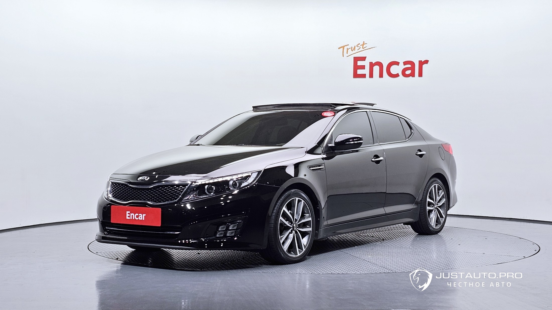 Автомобиль Kia K5
