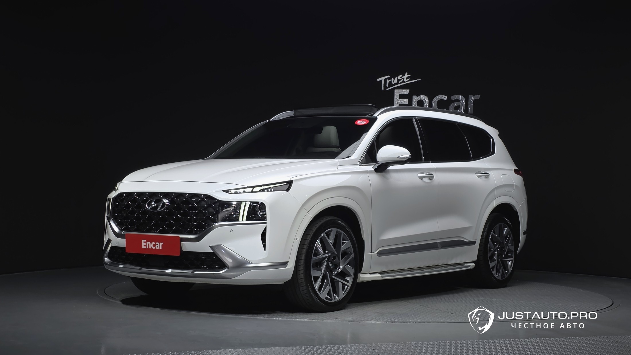 Автомобиль Hyundai Santafe