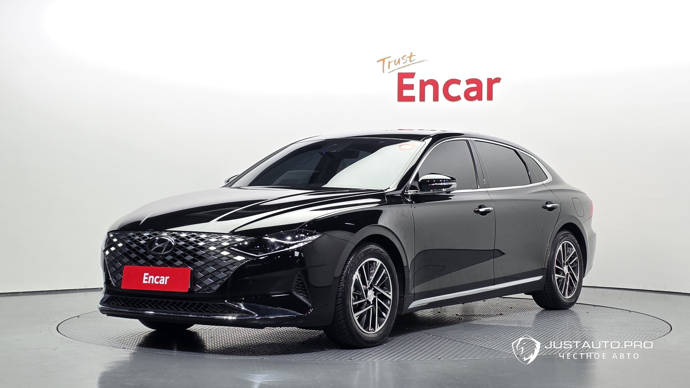 Автомобиль Hyundai Grandeur