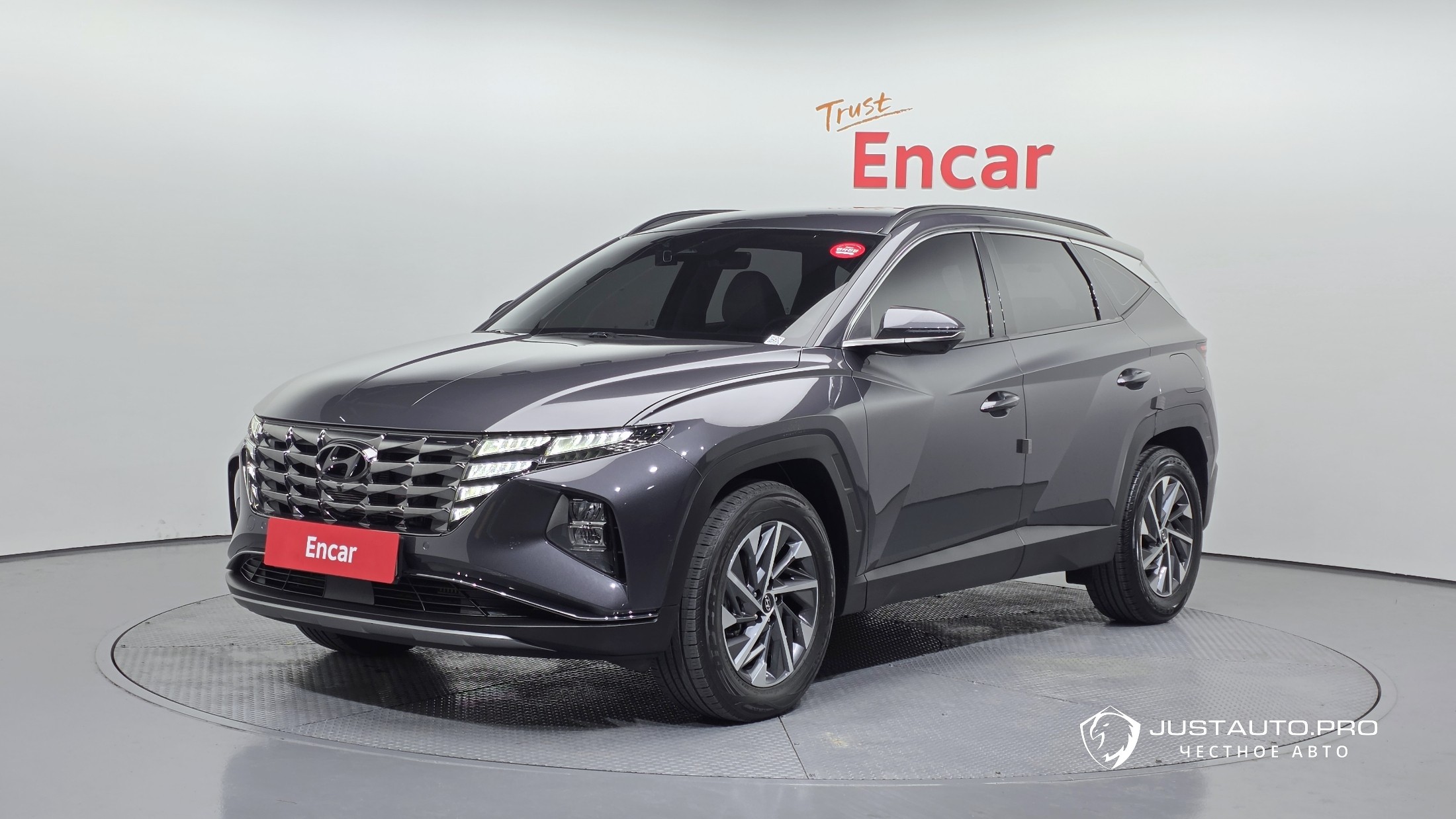 Автомобиль Hyundai Tucson