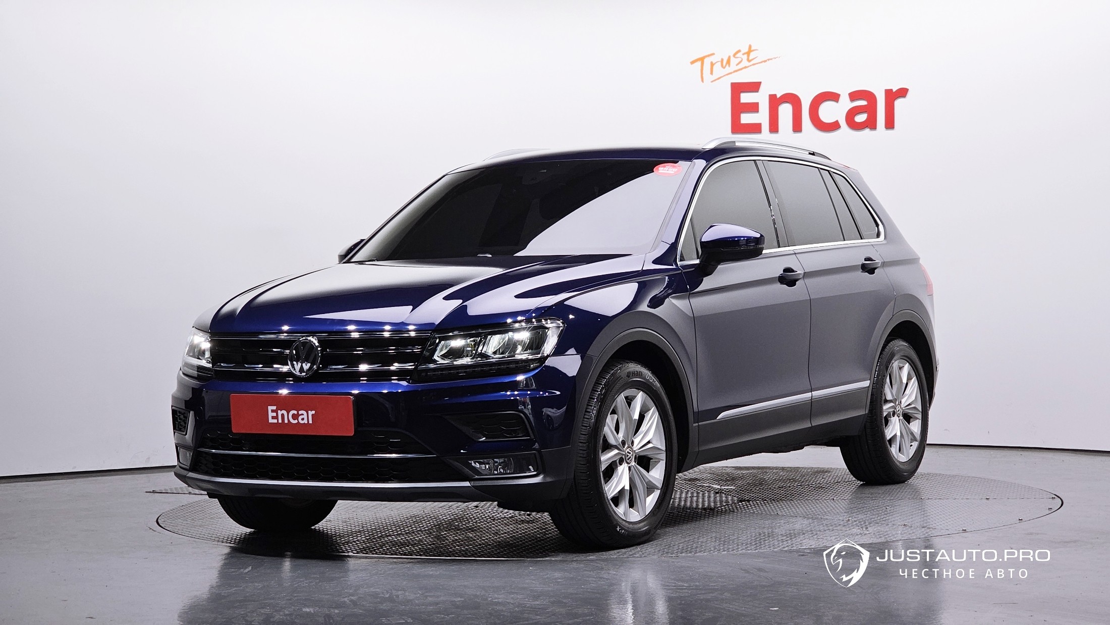 Автомобиль Volkswagen Tiguan