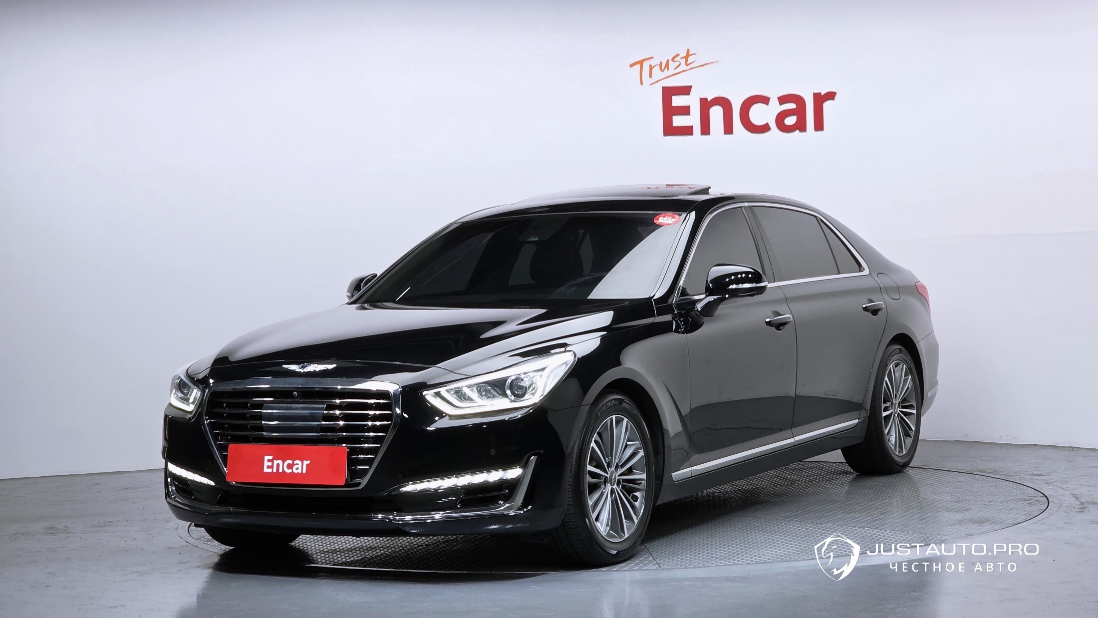 Автомобиль Genesis EQ900