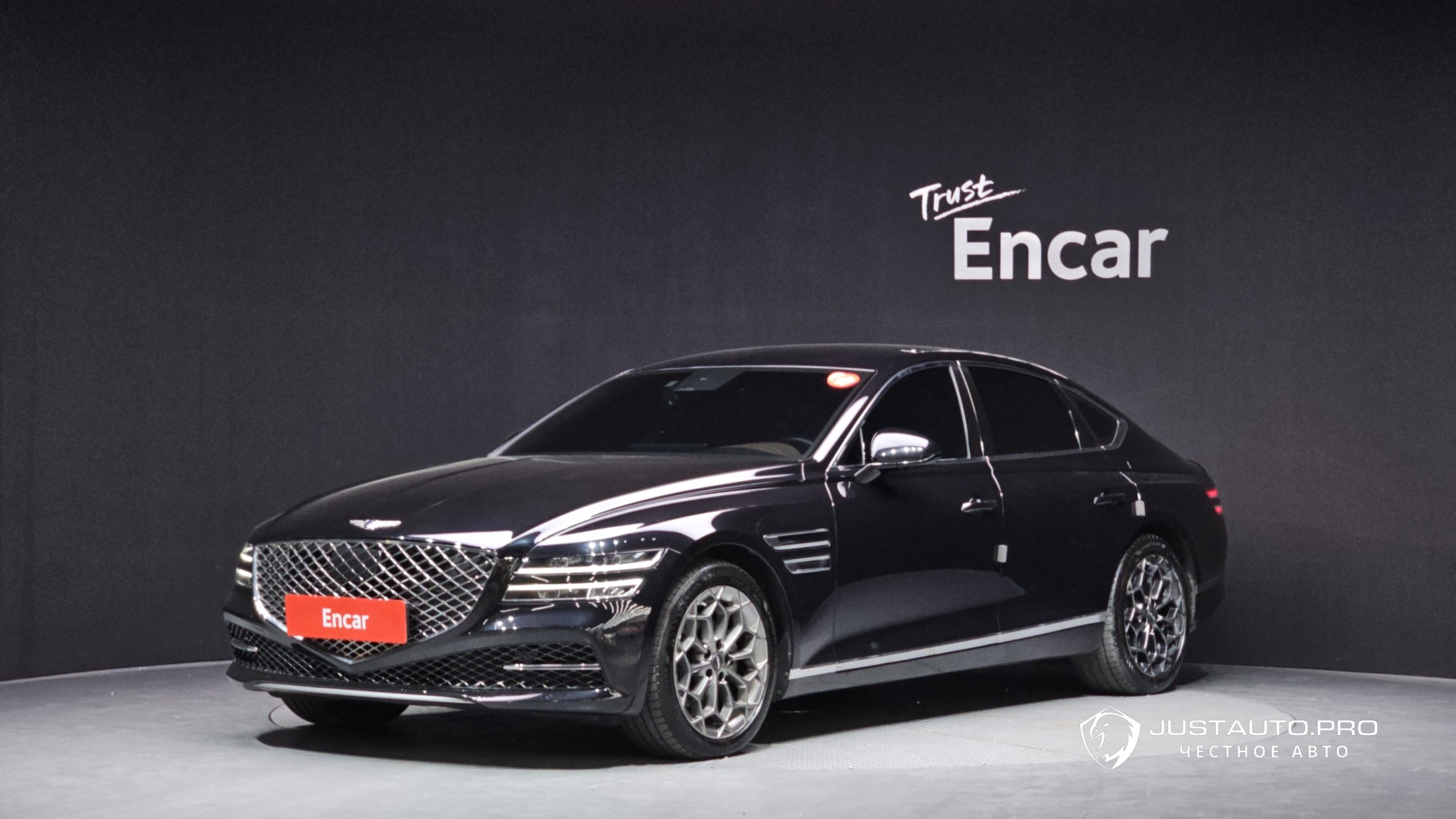 Автомобиль Genesis G80