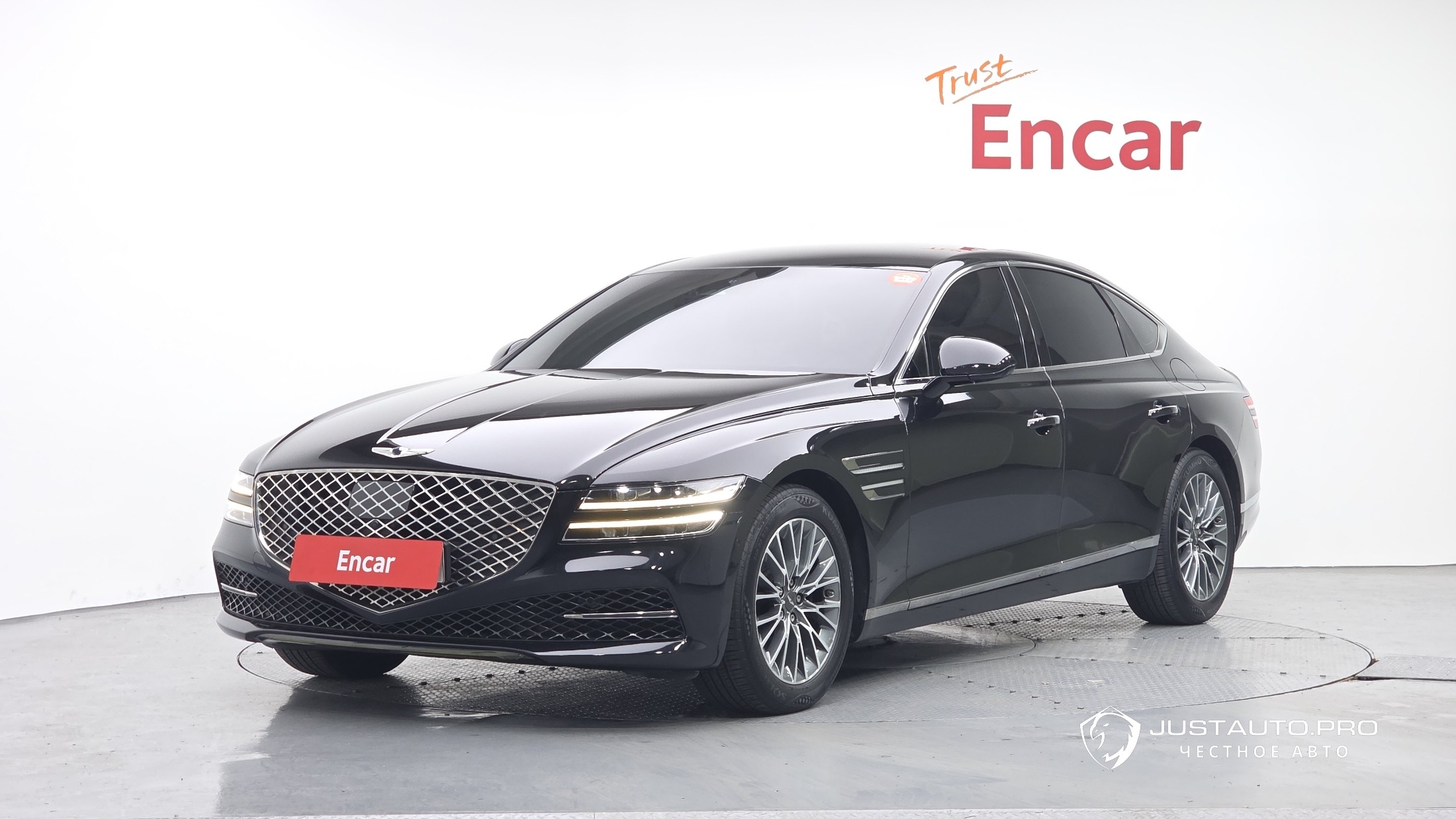 Автомобиль Genesis G80