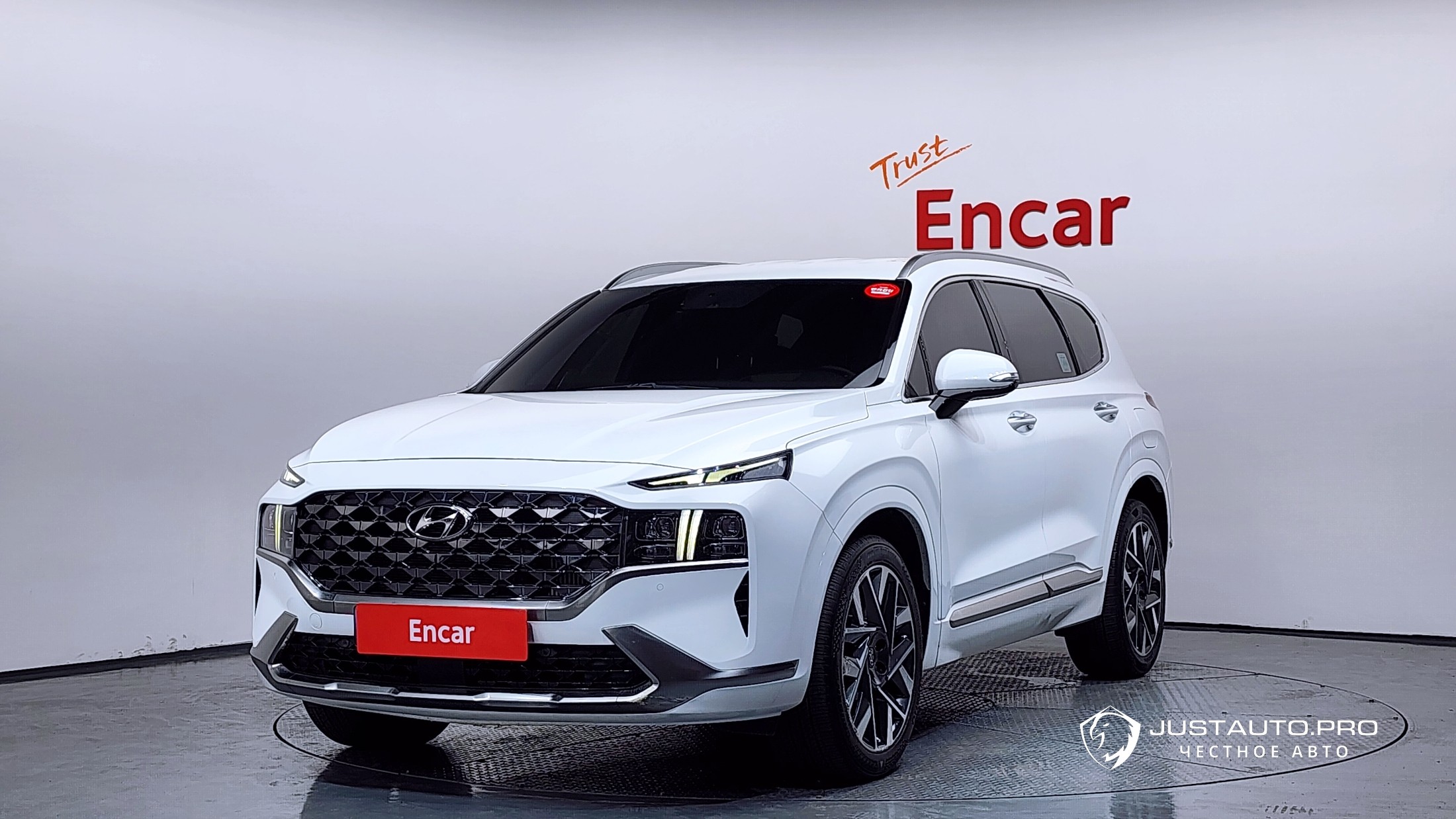 Автомобиль Hyundai Santafe