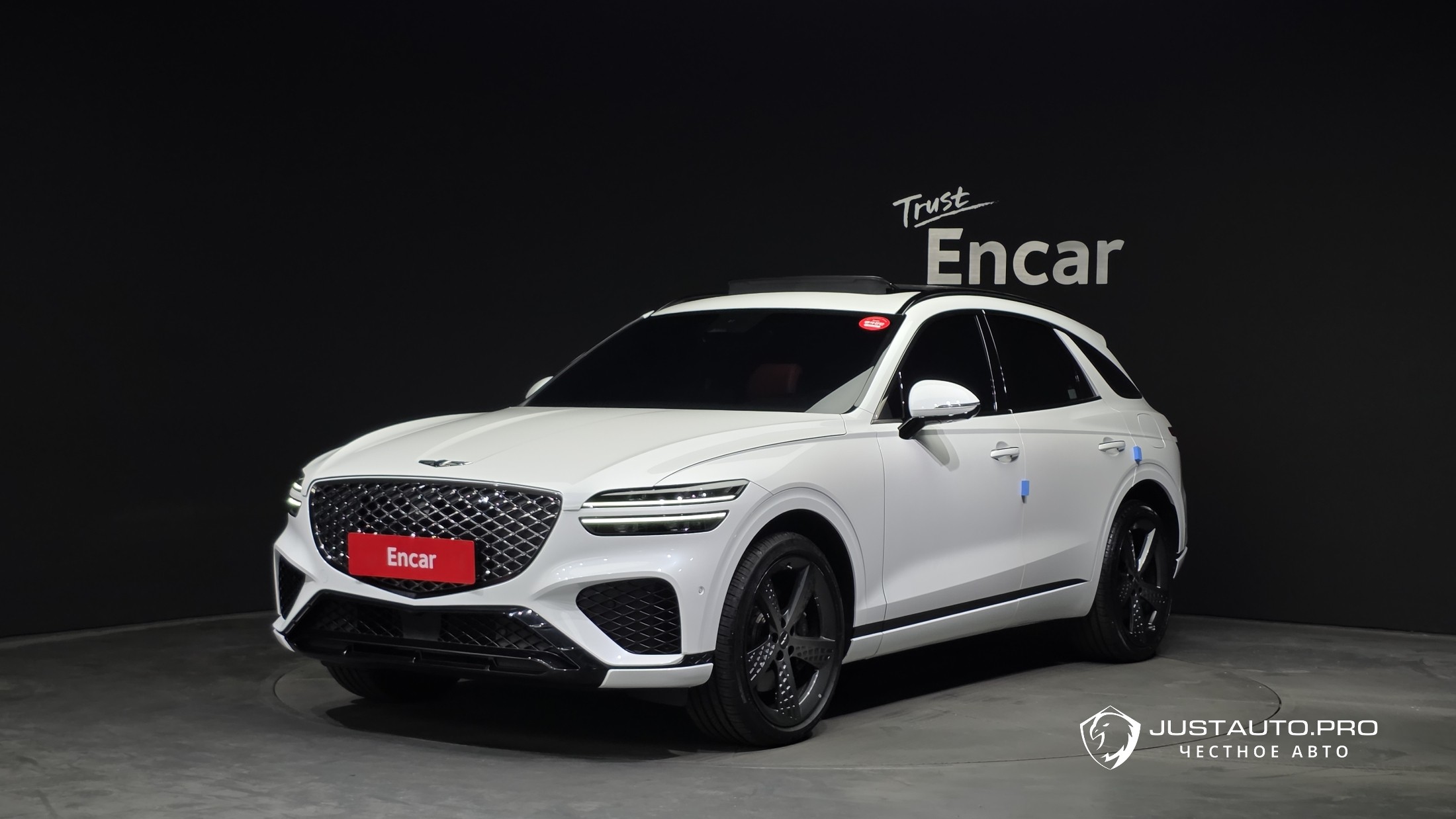 Автомобиль Genesis GV70