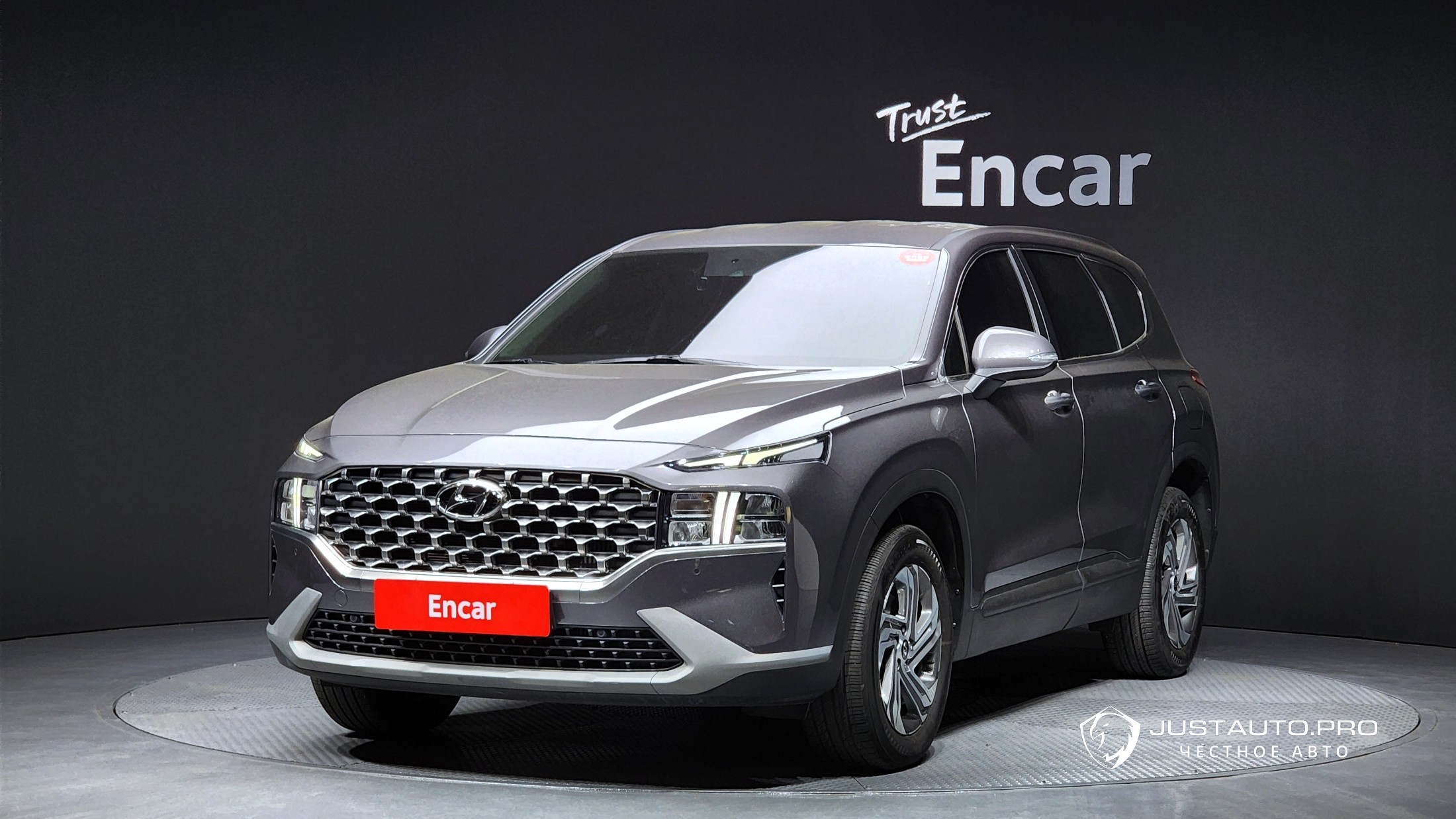 Автомобиль Hyundai Santafe