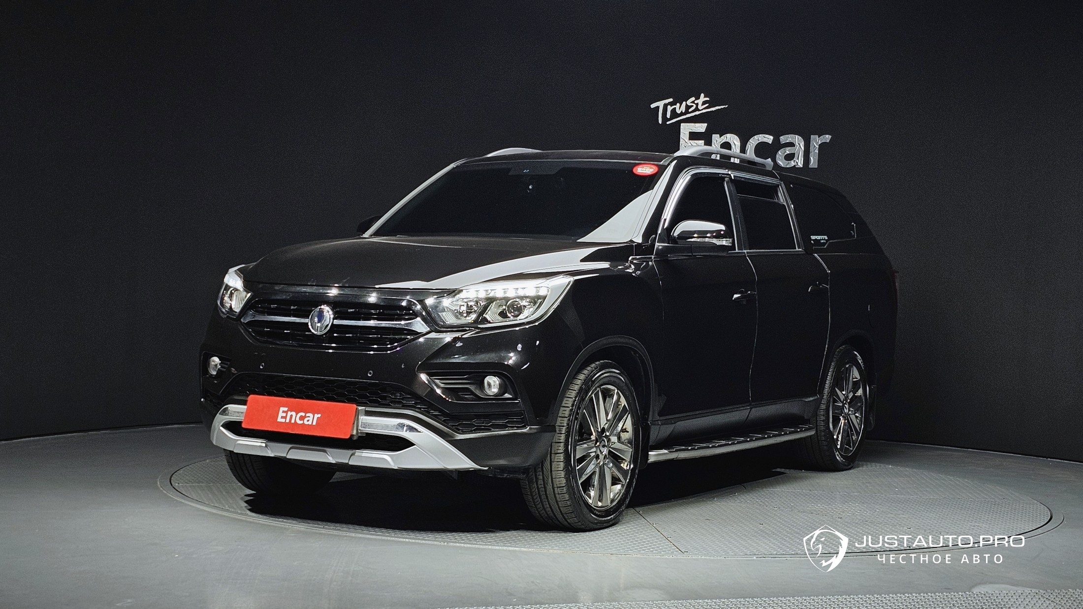 Автомобиль KG_Mobility_Ssangyong Rexton
