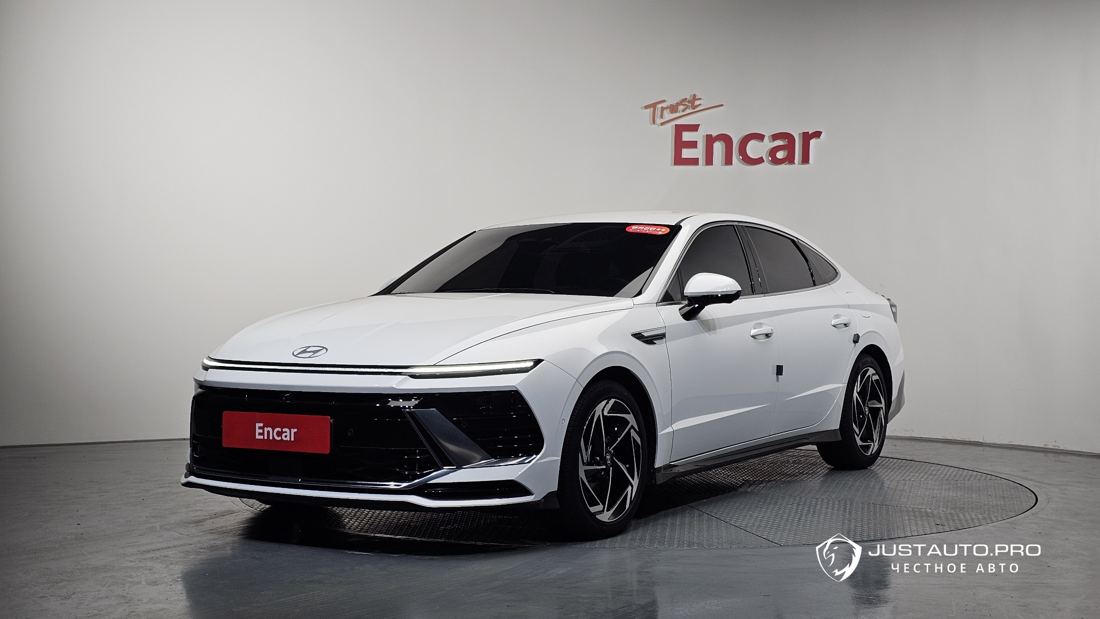 Автомобиль Hyundai Sonata