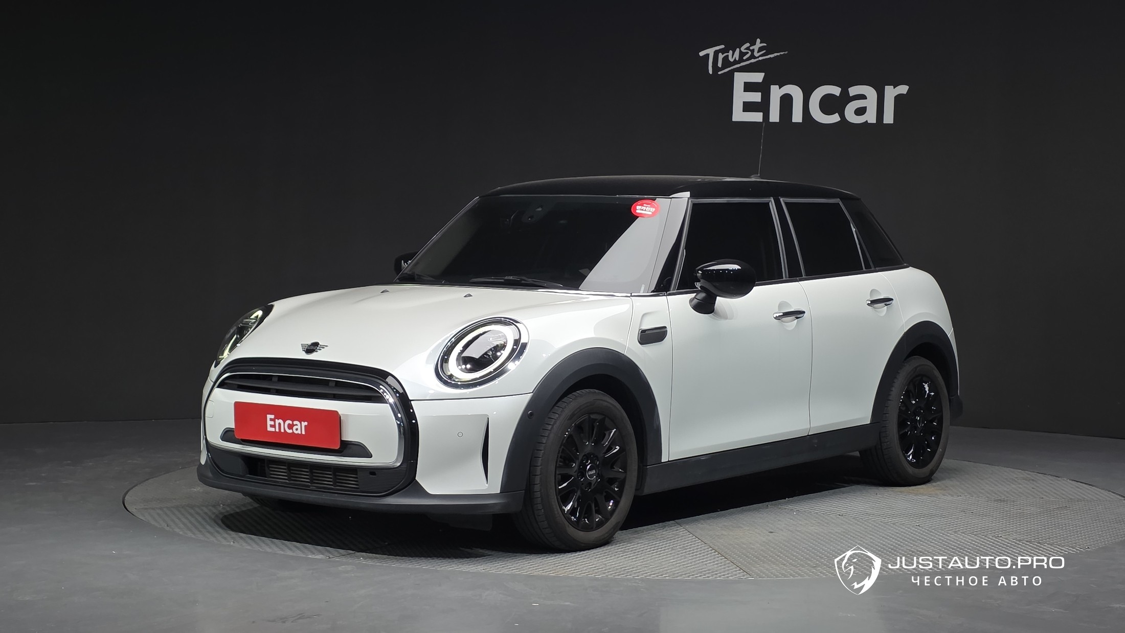 Автомобиль Mini Cooper