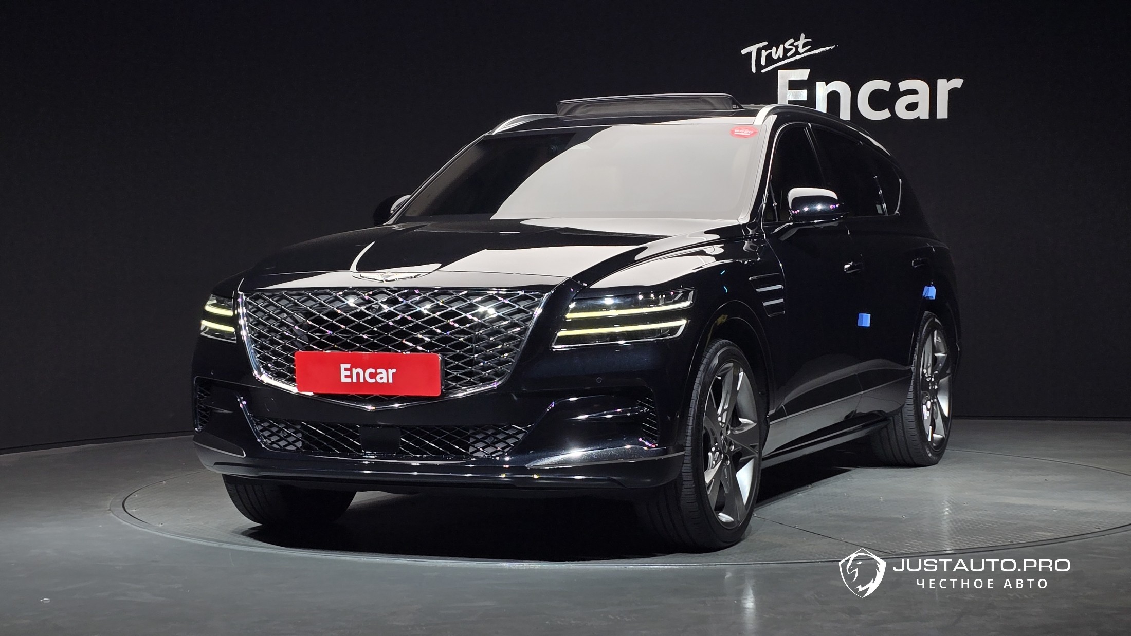 Автомобиль Genesis GV80