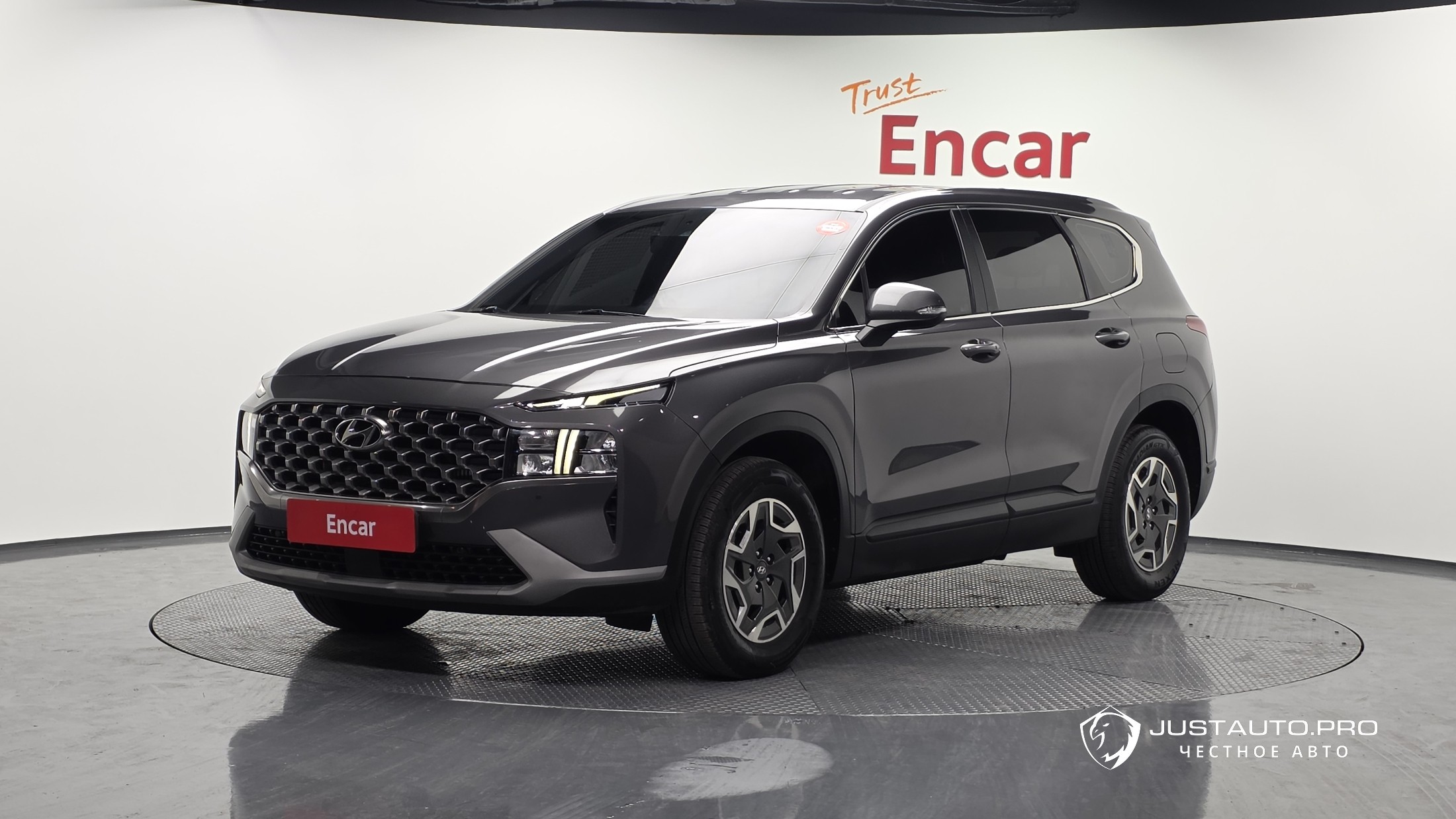 Автомобиль Hyundai Santafe