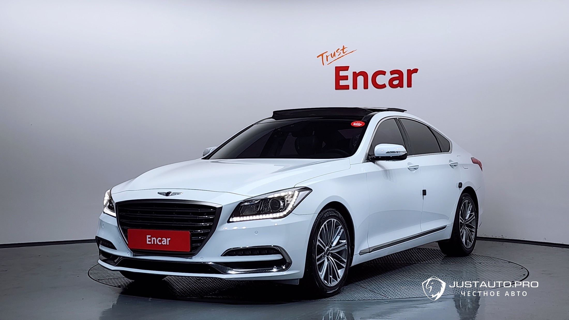 Автомобиль Genesis G80
