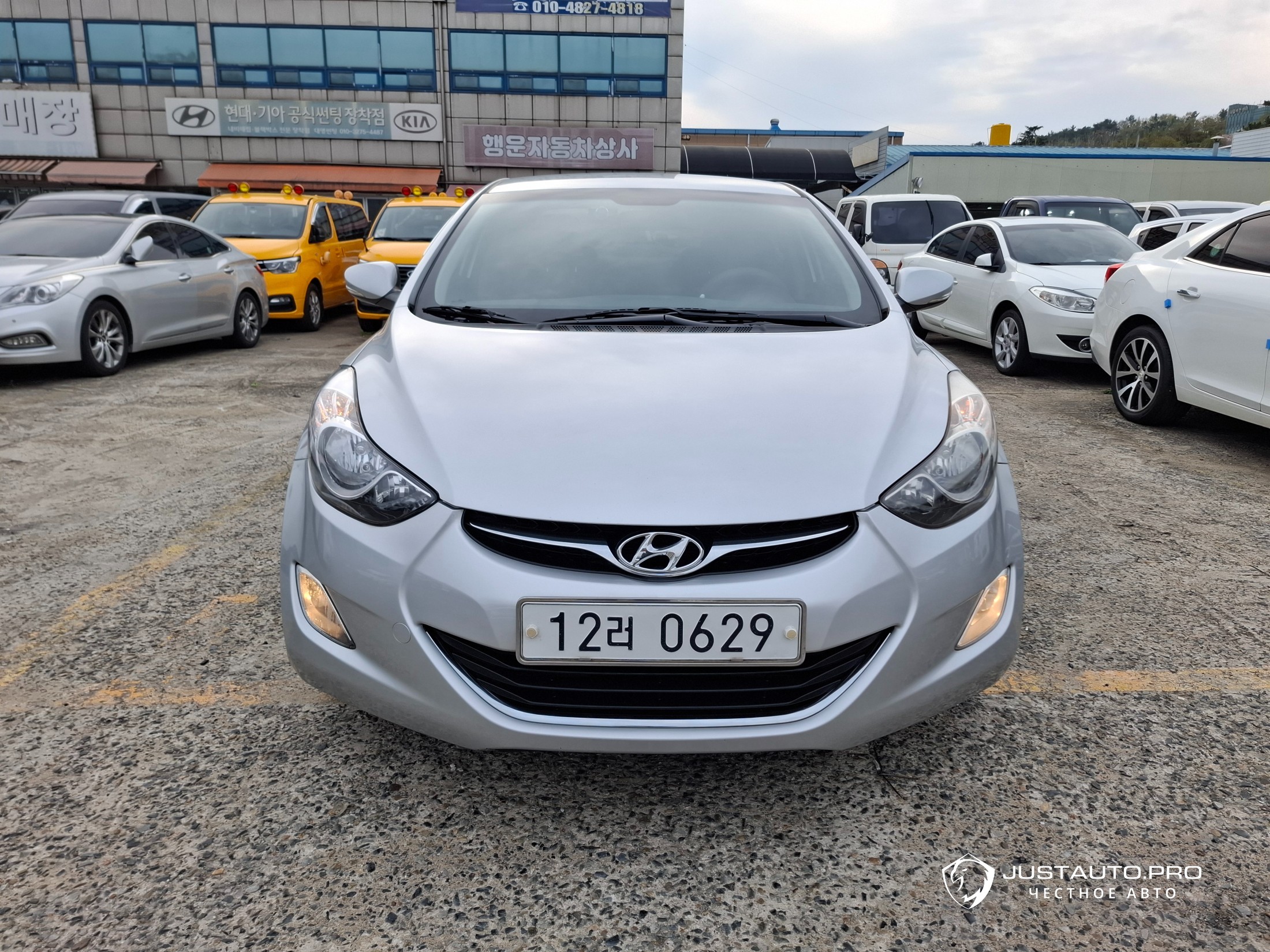 Автомобиль Hyundai AVANTE