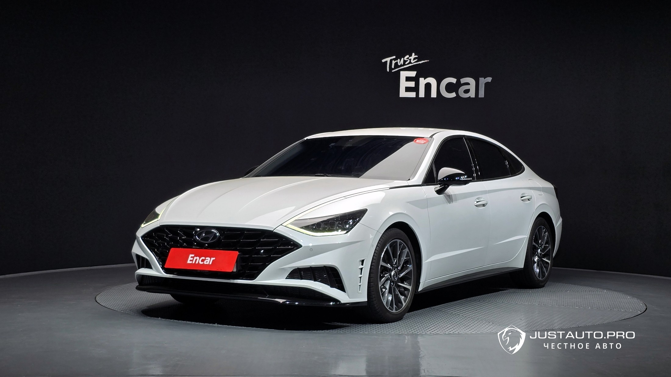 Автомобиль Hyundai Sonata