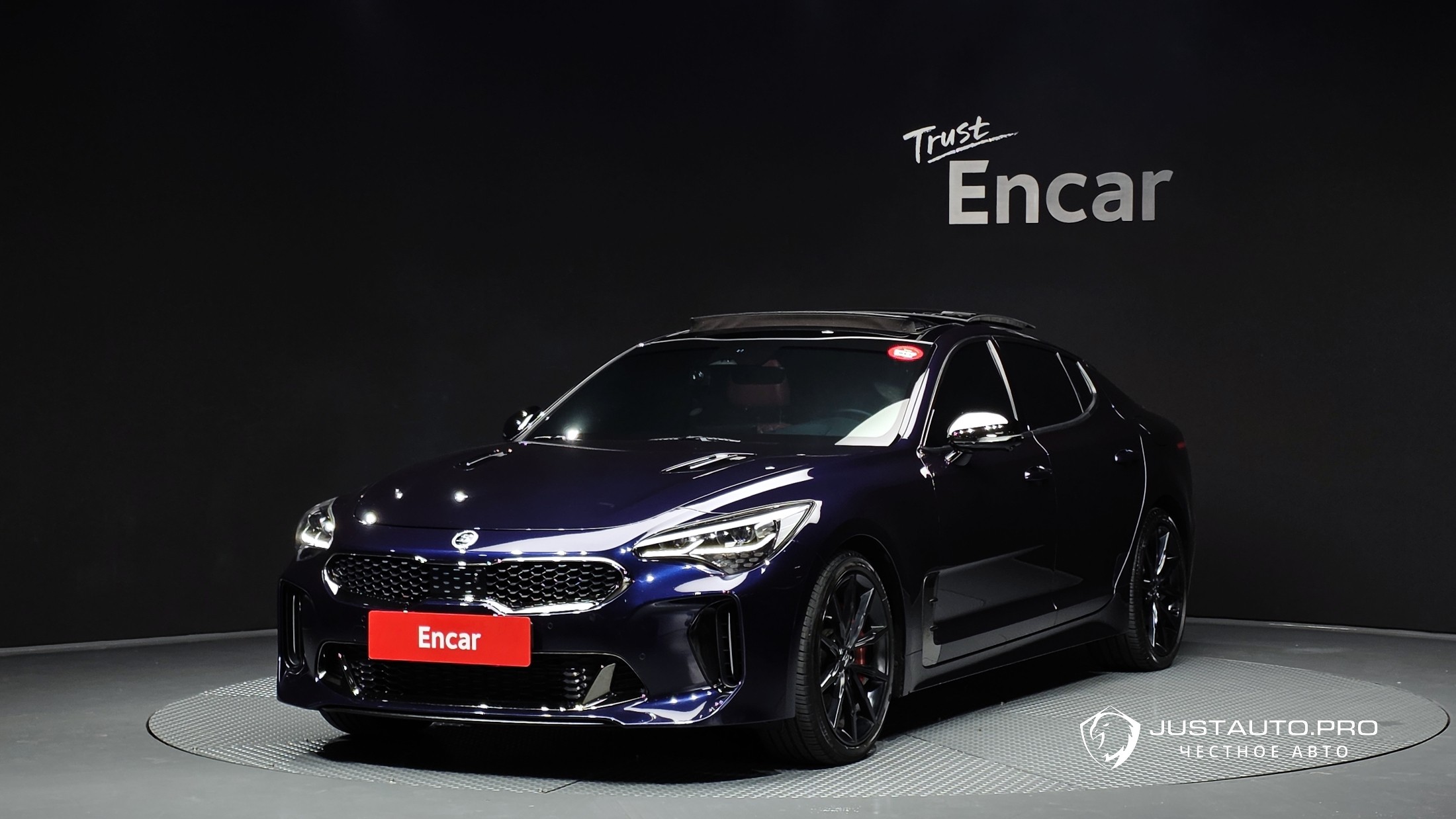 Автомобиль Kia Stinger