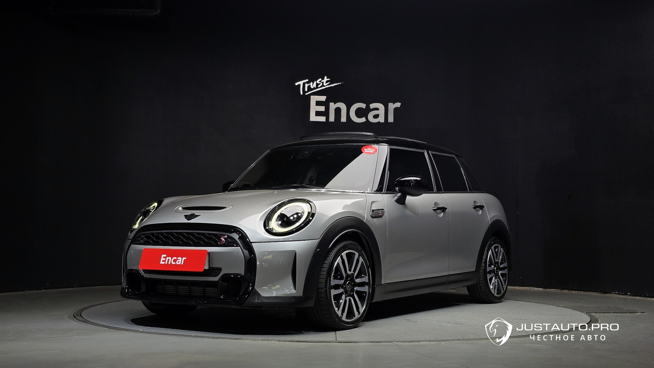 Автомобиль Mini Cooper