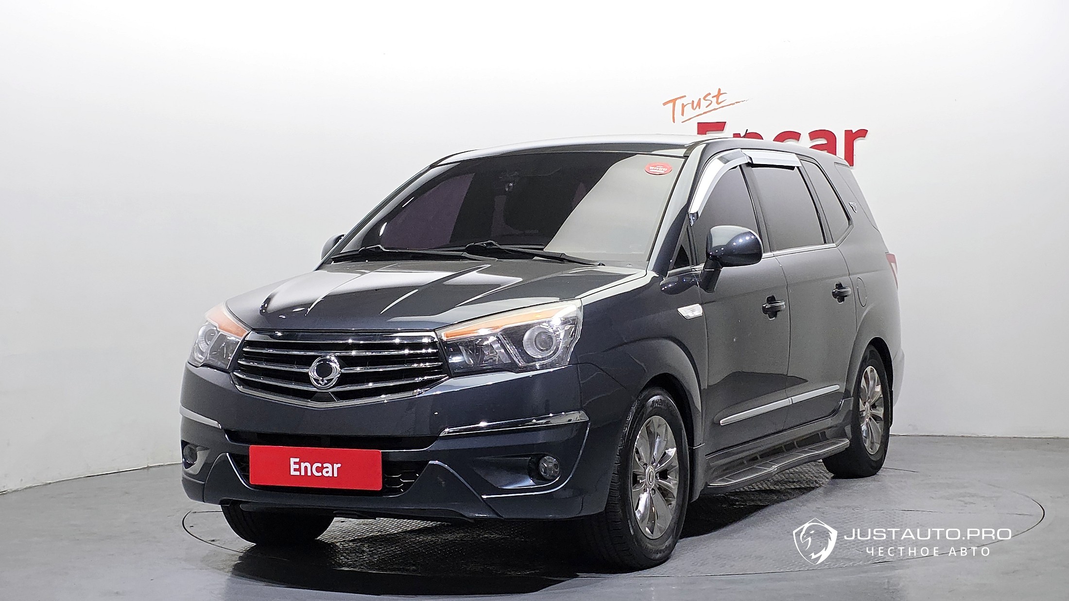 Автомобиль KG_Mobility_Ssangyong KORANDO