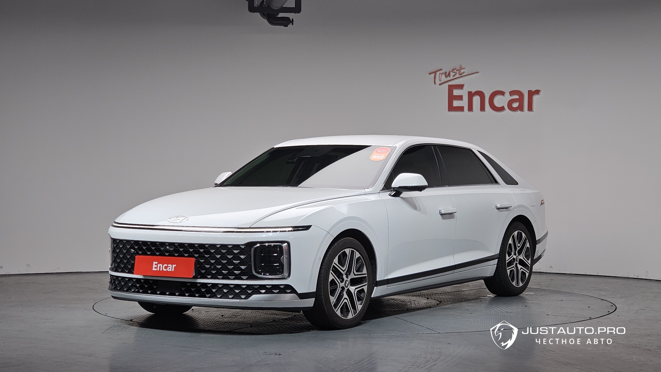 Автомобиль Hyundai Grandeur