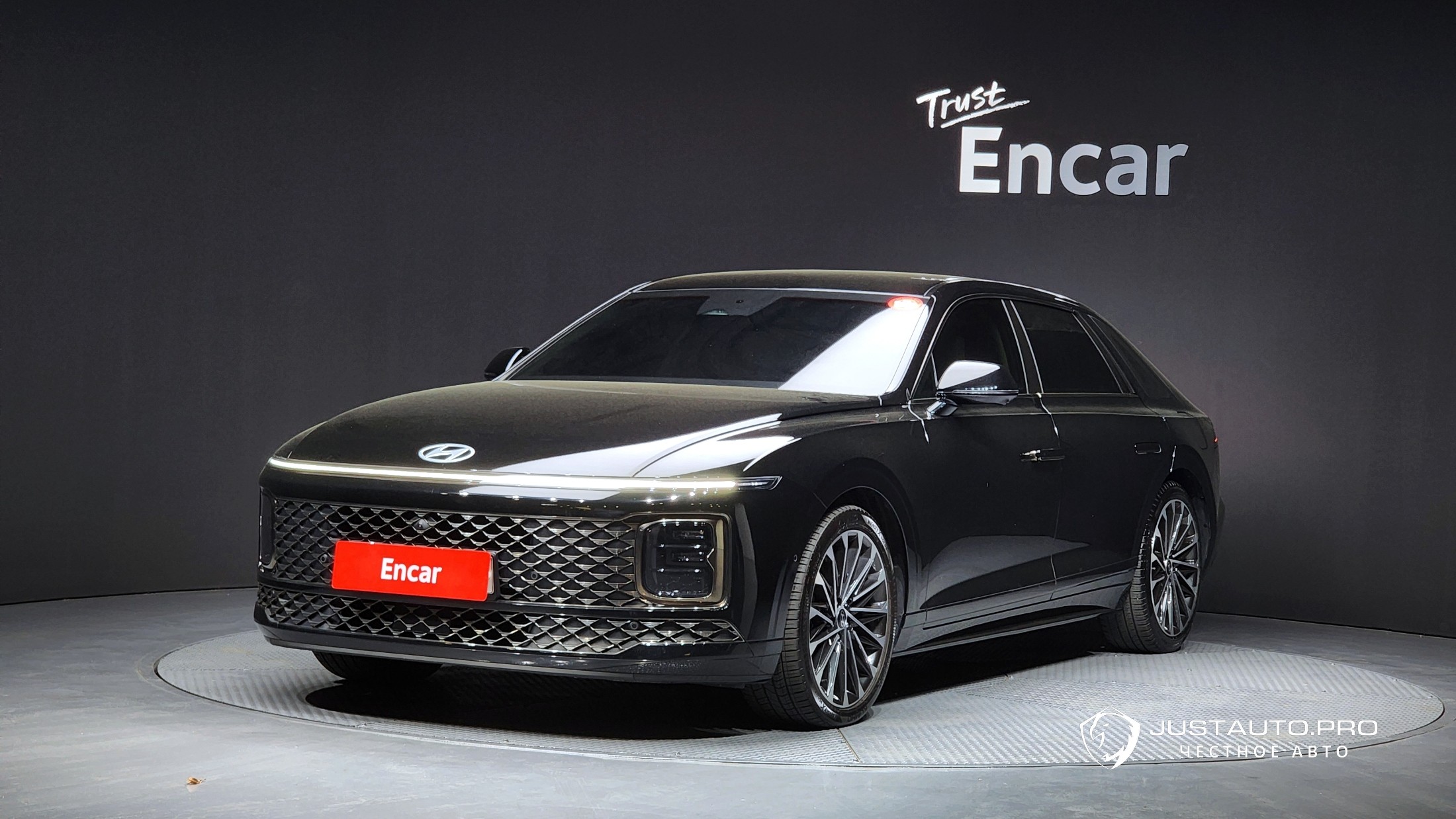 Автомобиль Hyundai Grandeur