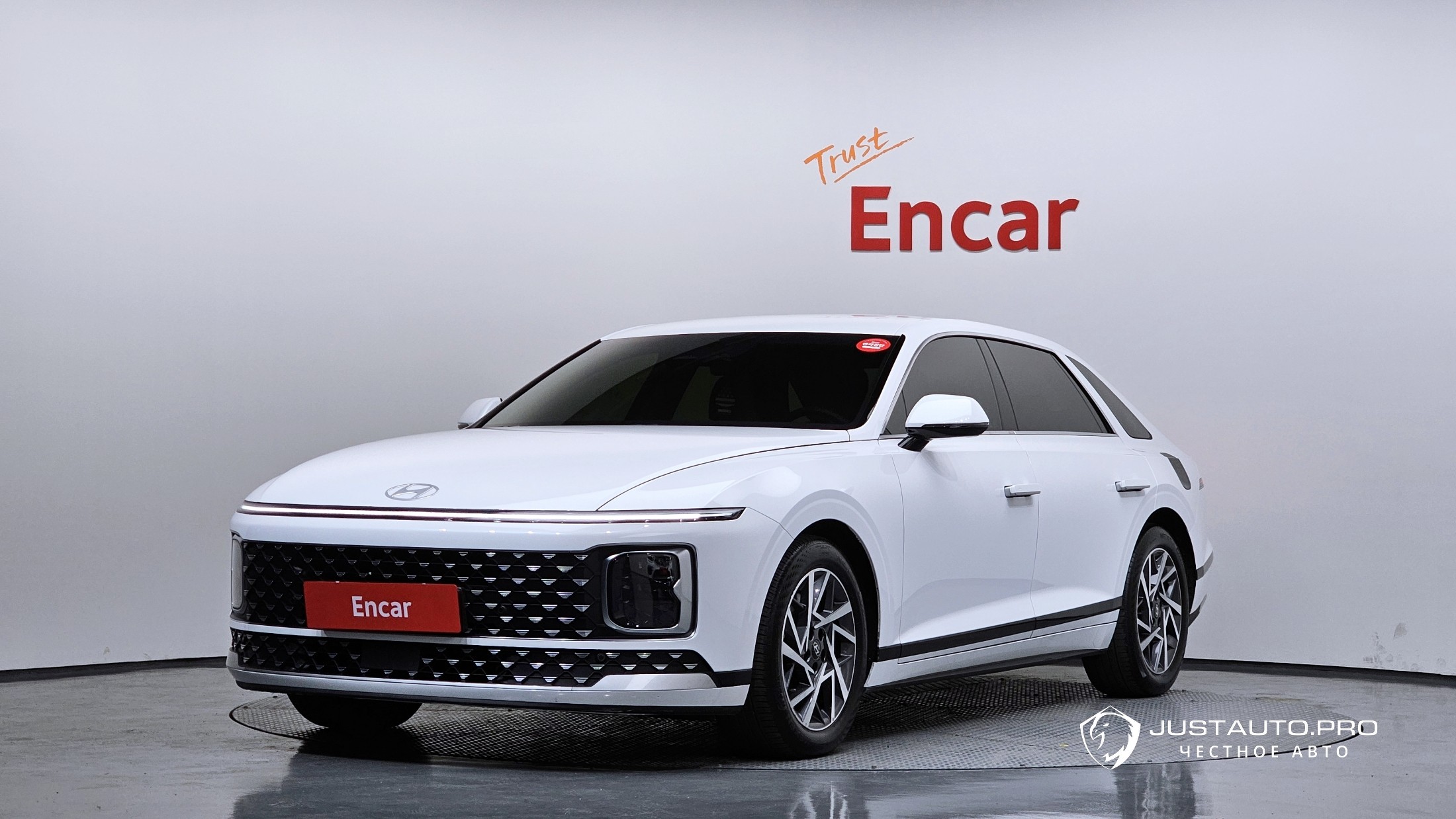 Автомобиль Hyundai Grandeur