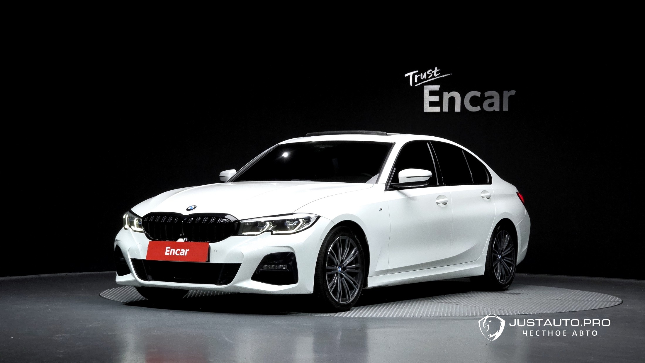 Автомобиль BMW 3-Series