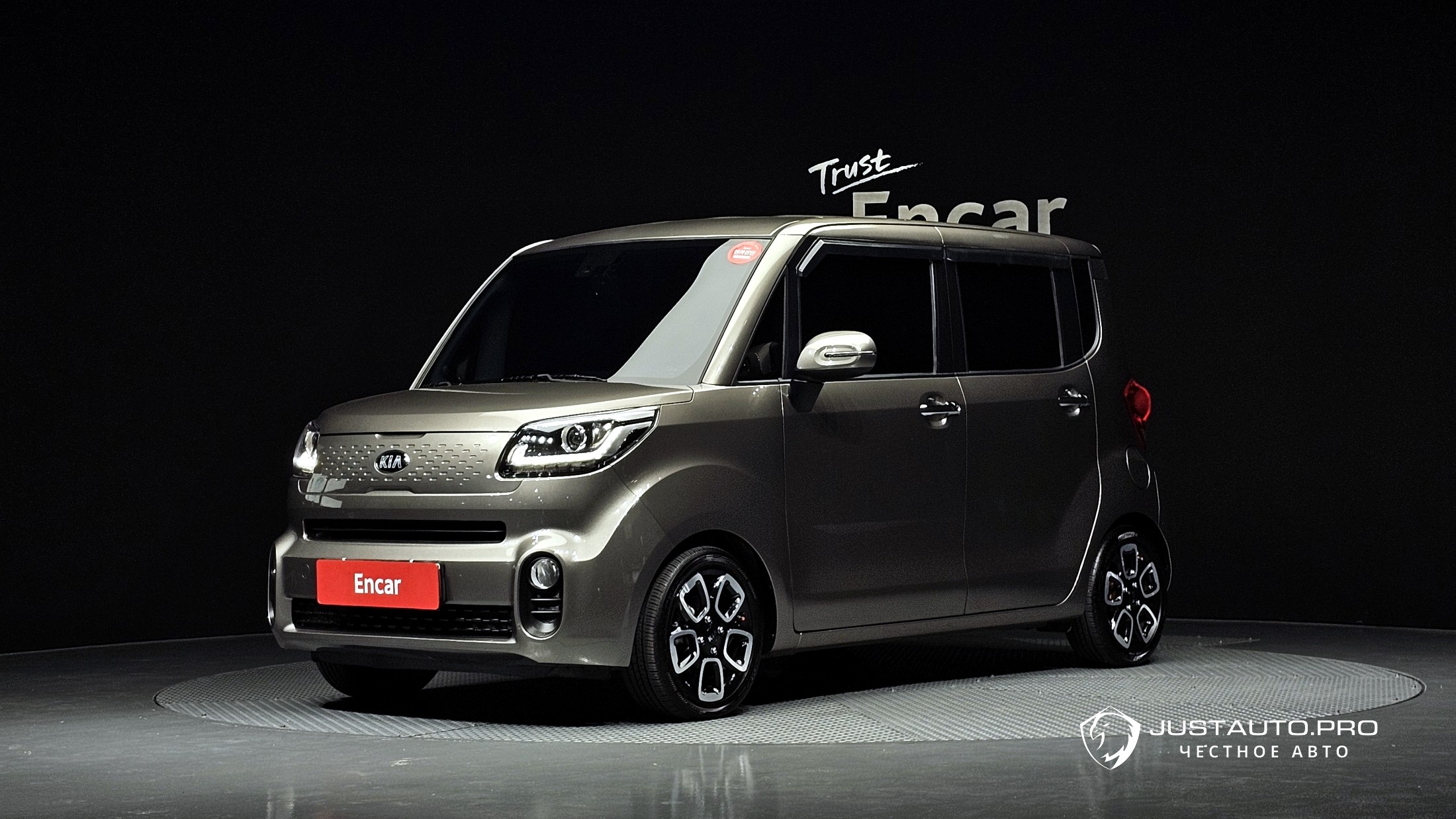 Автомобиль Kia RAY