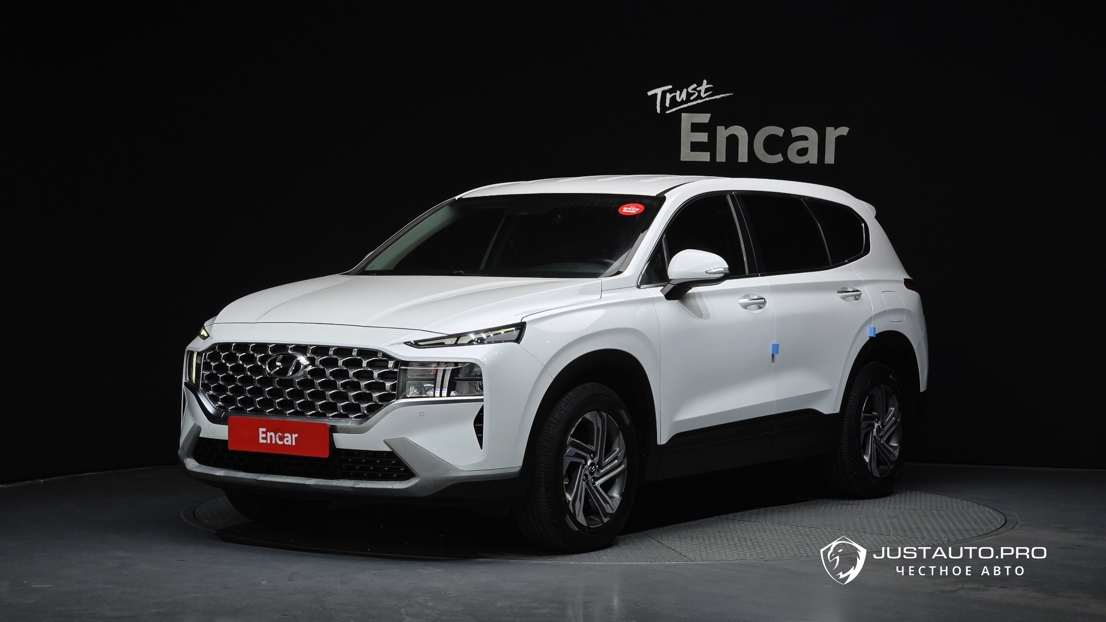 Автомобиль Hyundai Santafe