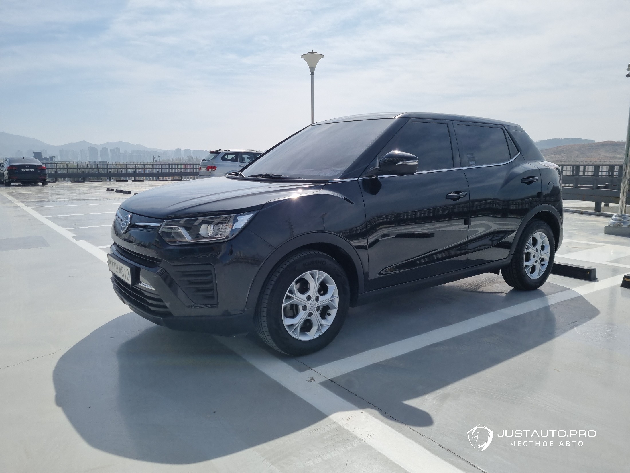 Автомобиль KG_Mobility_Ssangyong TIBOLI